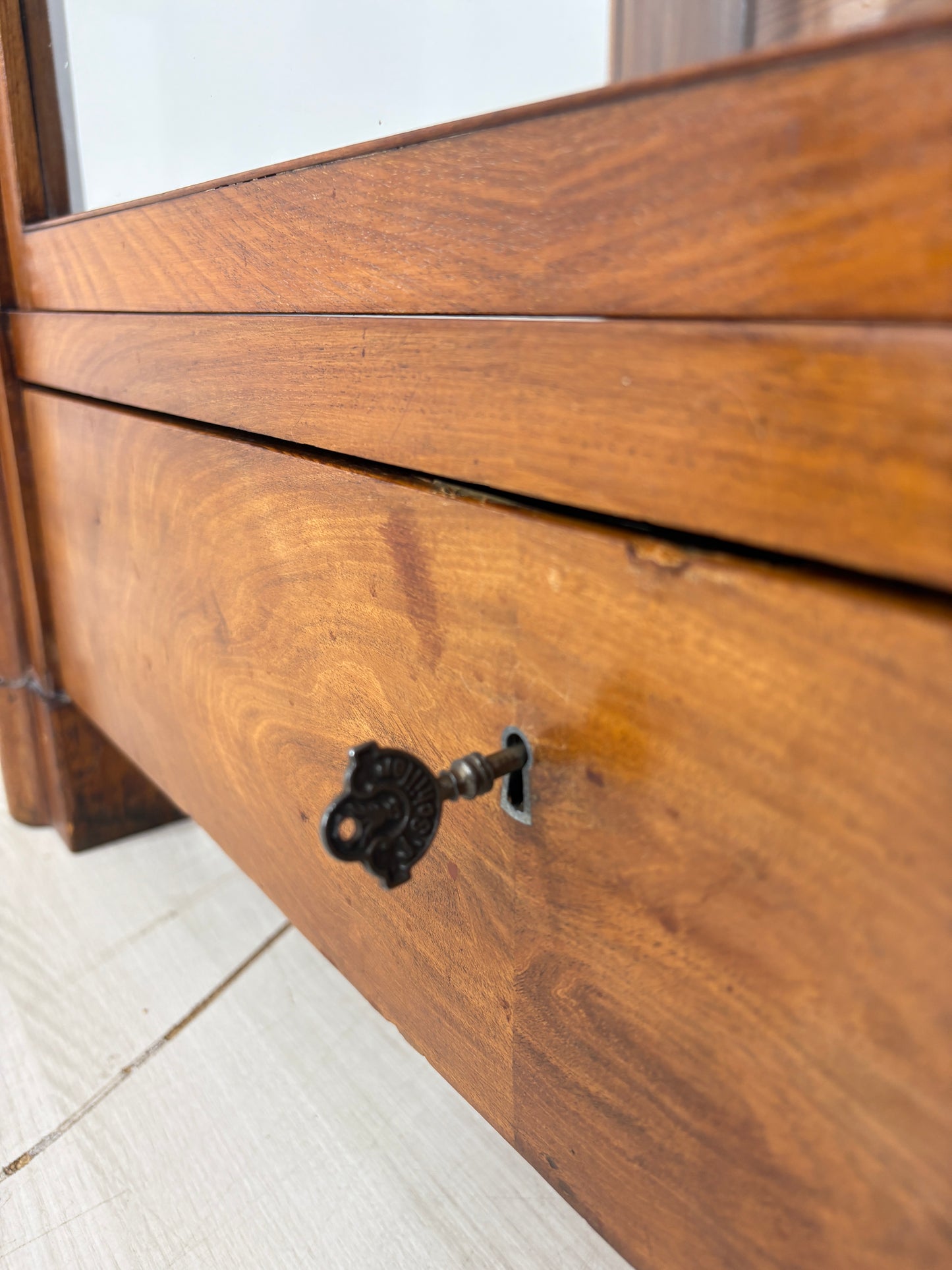 Sehr schöne Biedermeier Vitrine Schrank Vitrinenschrank Wohnzimmerschrank um 1880