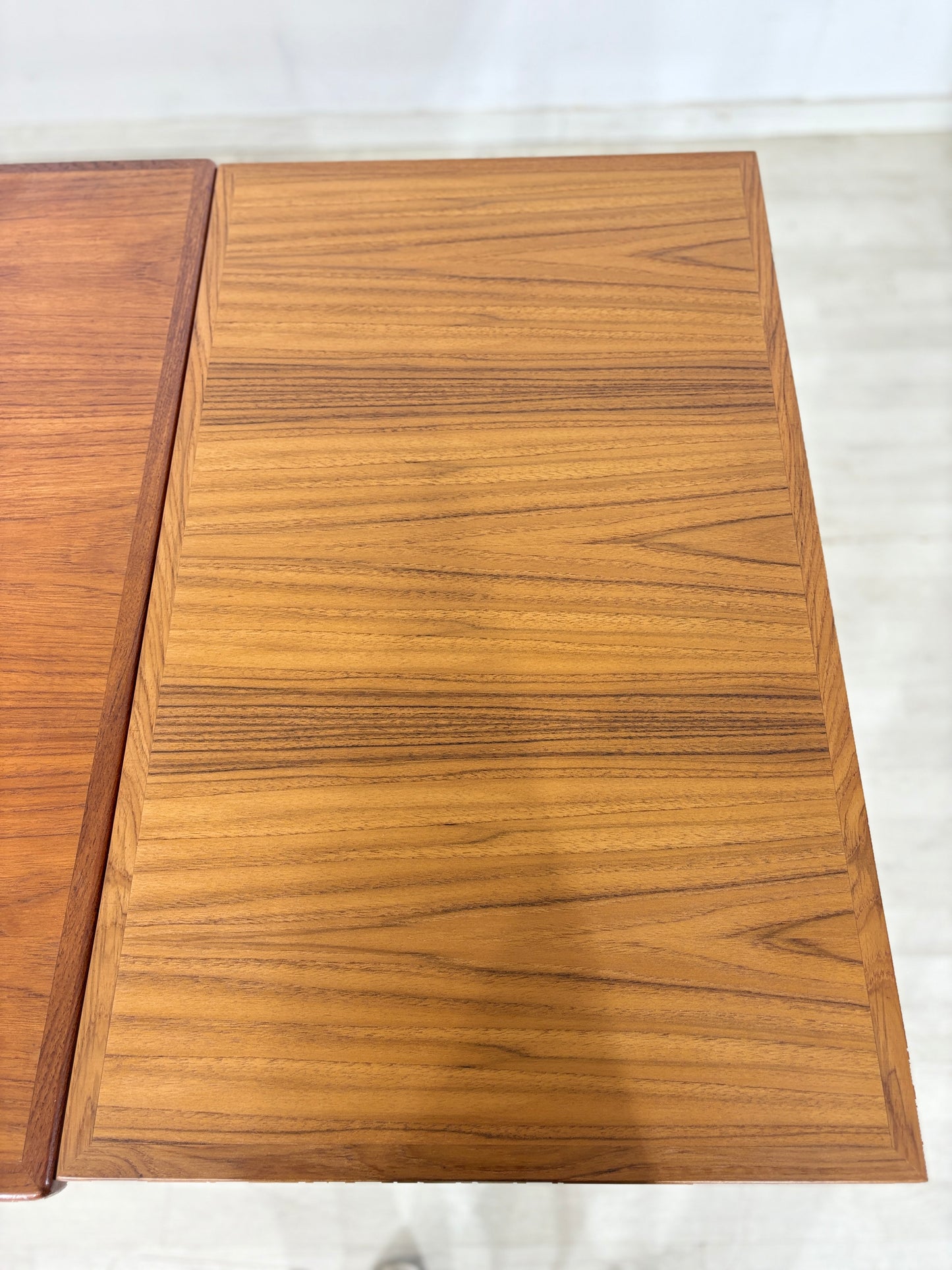 60er Jahre Teak Esstisch / Mid Century Esstisch / Vintage Teak Esstisch