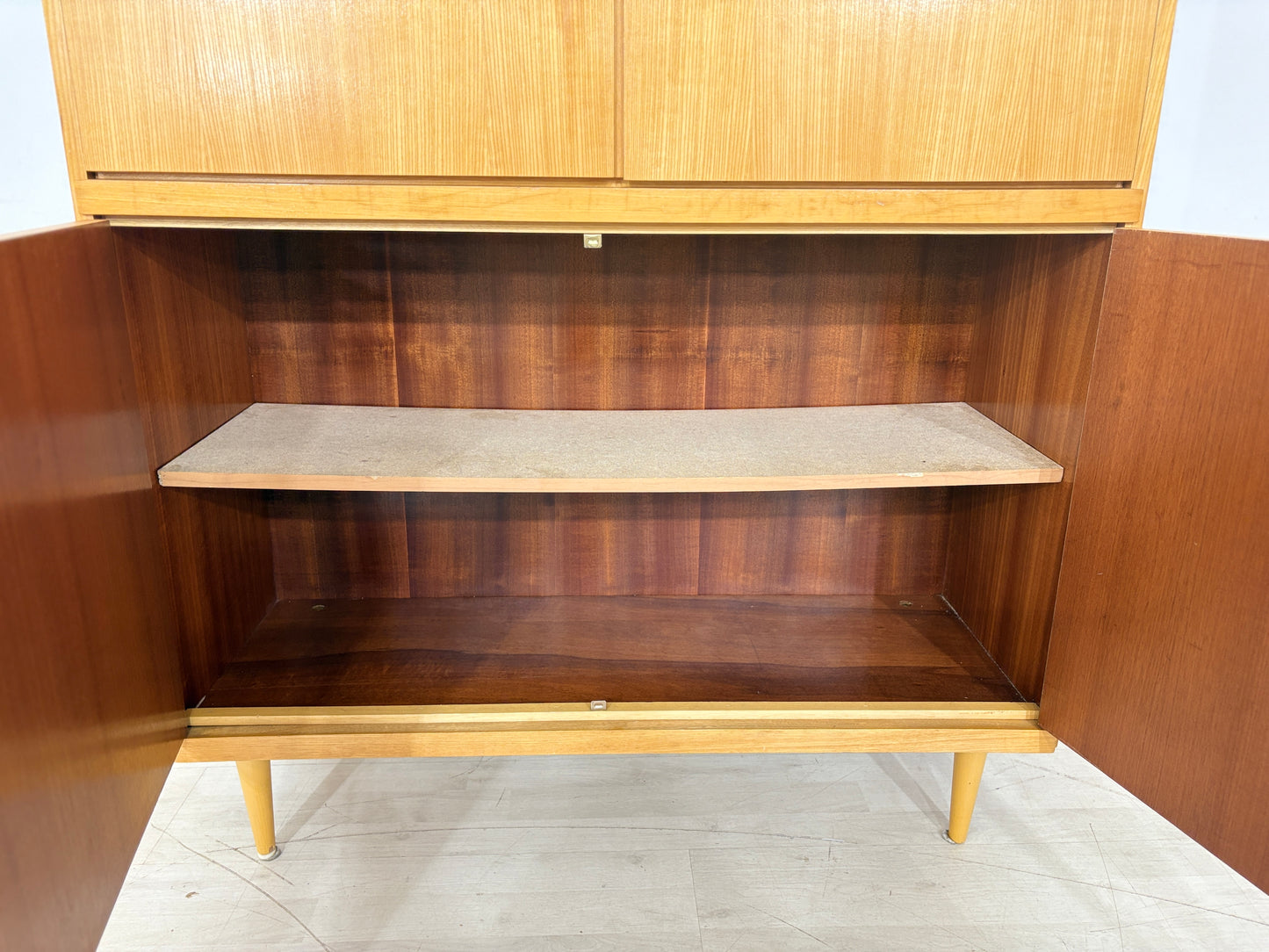 60er Jahre Wäscheschrank / Vintage Kleiderschrank / Mid Century Kleiderschrank