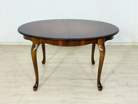 Eleganter Mid Century Esstisch / Vintage Küchentisch / ausziehbarer Tisch / Runder Chippendale Esstisch