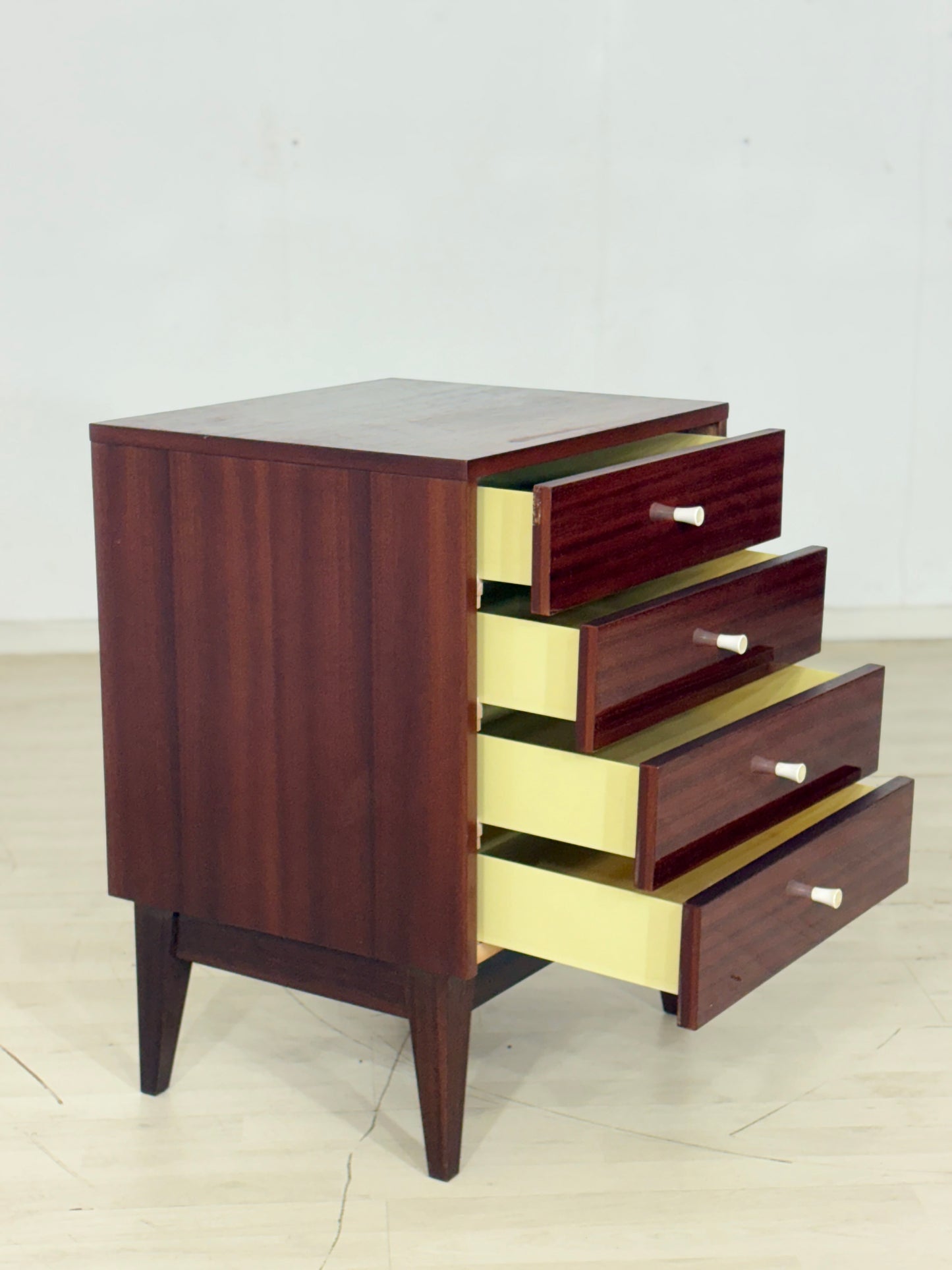 Sehr schöne Vintage Kommode Schrank Waschkommode Wohnzimmerschrank