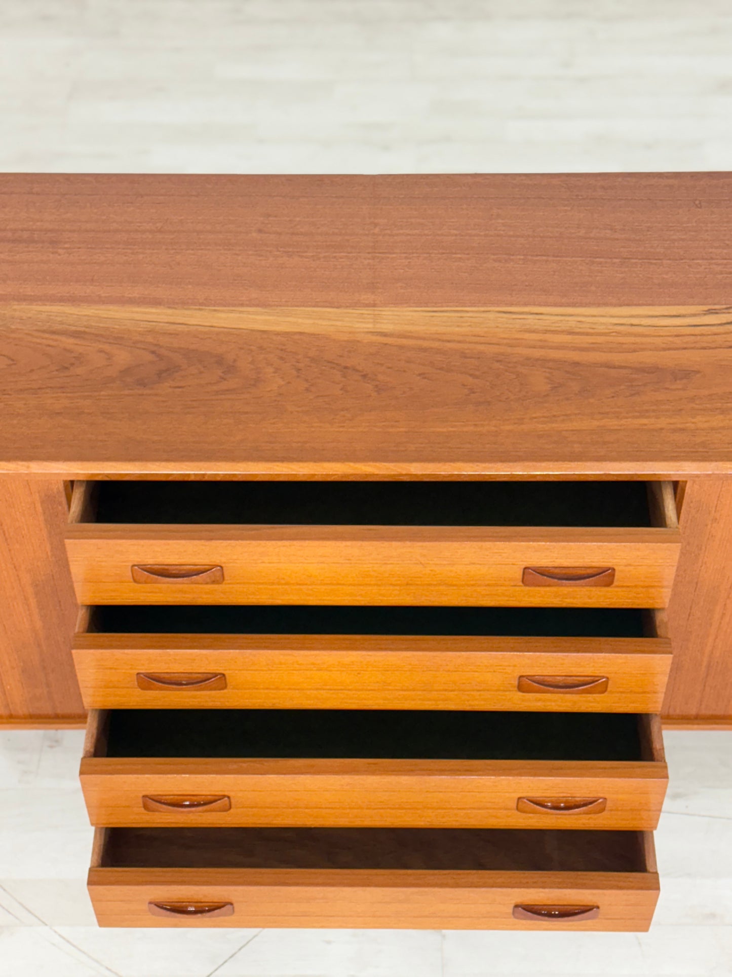 Schönes Teak Clausen & Son Sideboard Anrichte Wohnzimmerschrank Schrank Vintage