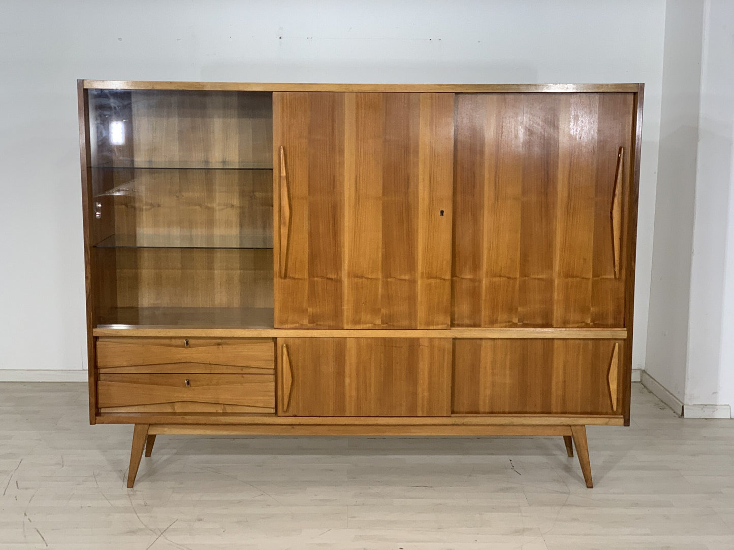 MID CENTURY HIGHBOARD ANRICHTE FÄCHERSCHRANK WOHNZIMMERSCHRANK SIDEBOARD GESCHIRRSCHRANK VINTAGE