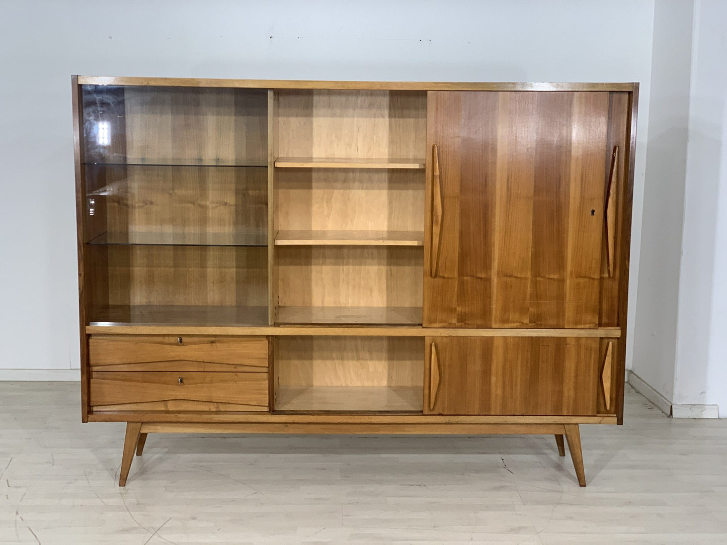 MID CENTURY HIGHBOARD ANRICHTE FÄCHERSCHRANK WOHNZIMMERSCHRANK SIDEBOARD GESCHIRRSCHRANK VINTAGE