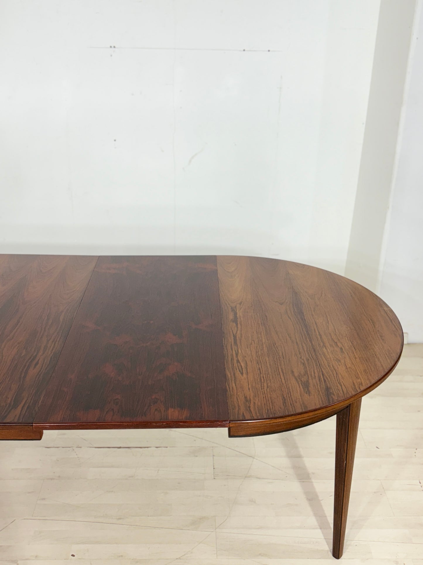 Hochwertiger Omann Junior Esstisch ausziehbarer Tisch Küchentisch Modell 55