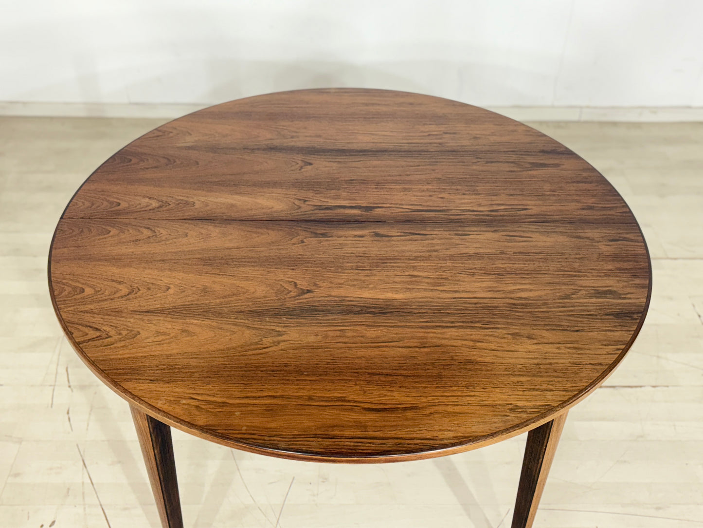 Hochwertiger Omann Junior Esstisch ausziehbarer Tisch Küchentisch Modell 55