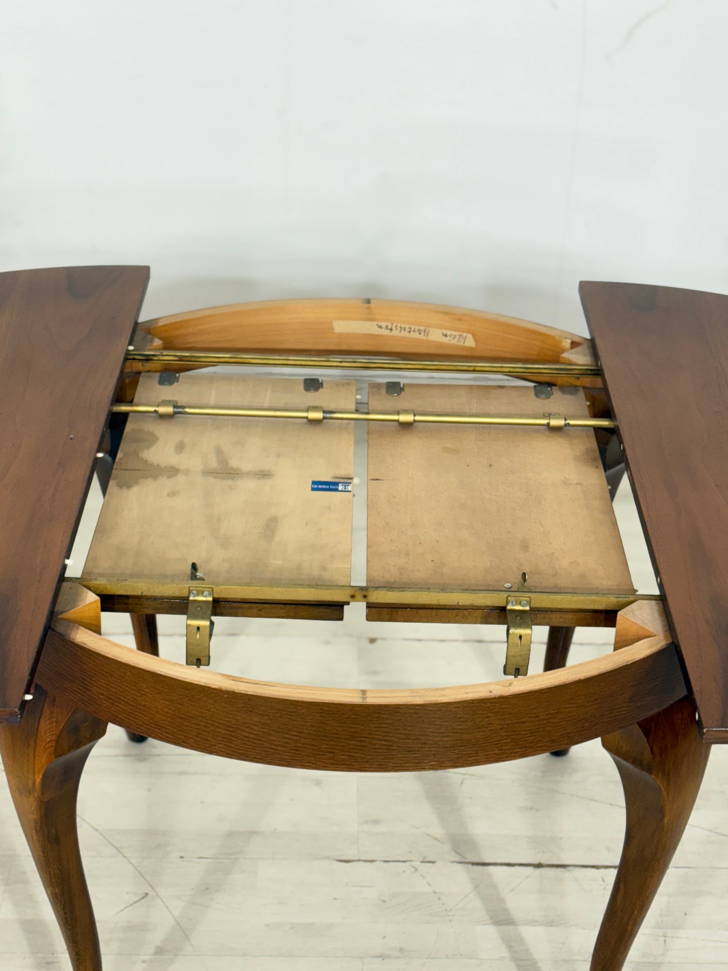 Chippendale Esstisch runder ausziehbarer Tisch Holz Küchentisch Vintage