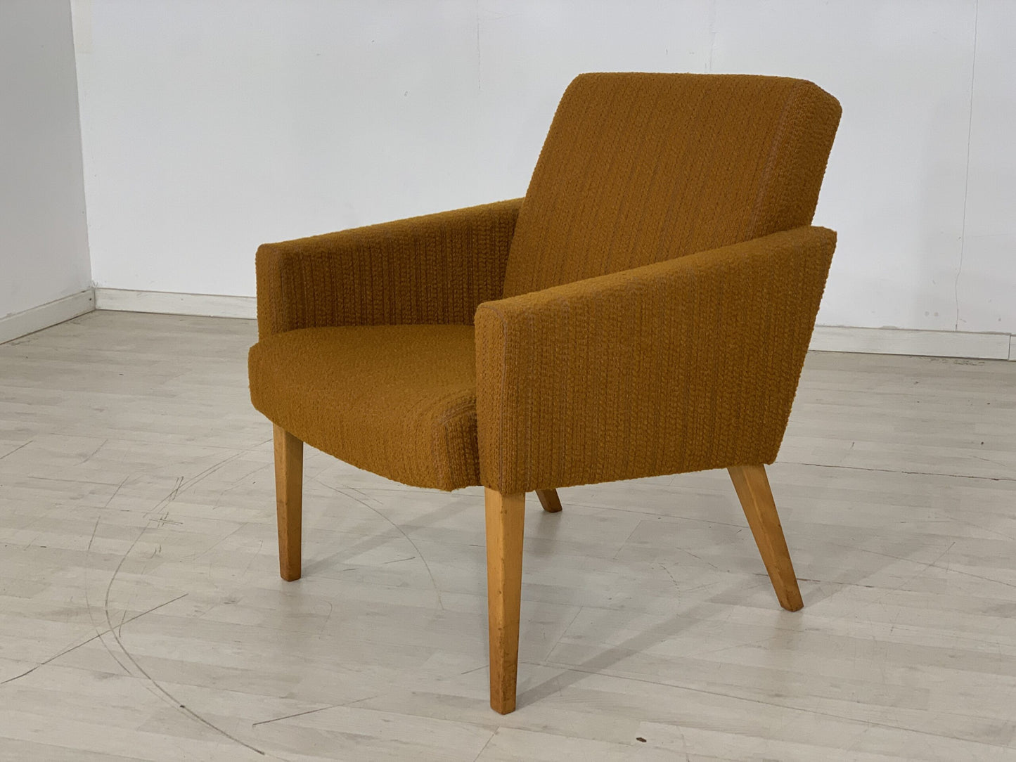 MID CENTURY ARMCHAIR