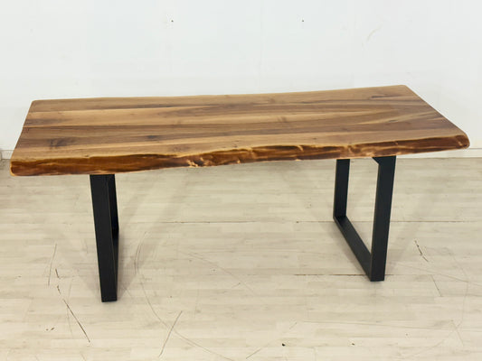 Vollholz Massiv Esstisch aus Nussbaum / Tisch / Esszimmertisch / Konferenztisch / Wohnzimmertisch / 199,5 cm Breit