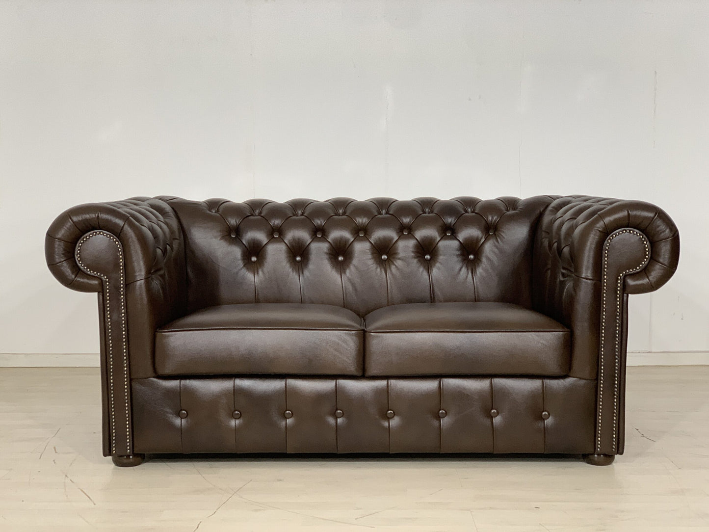 ENGLISH CHESTERFIELD SOFA COUCH LEATHER COUCH VINTAGE STYLE 2-SEATER