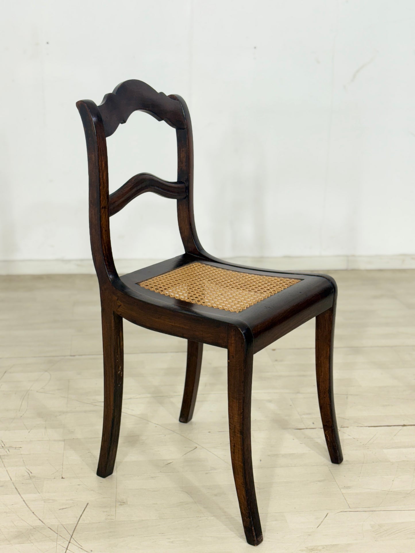 2x Sehr schöne Biedermeier Stühle Esszimmerstühle Wiener Korbgeflochten Stuhl Antik um 1880