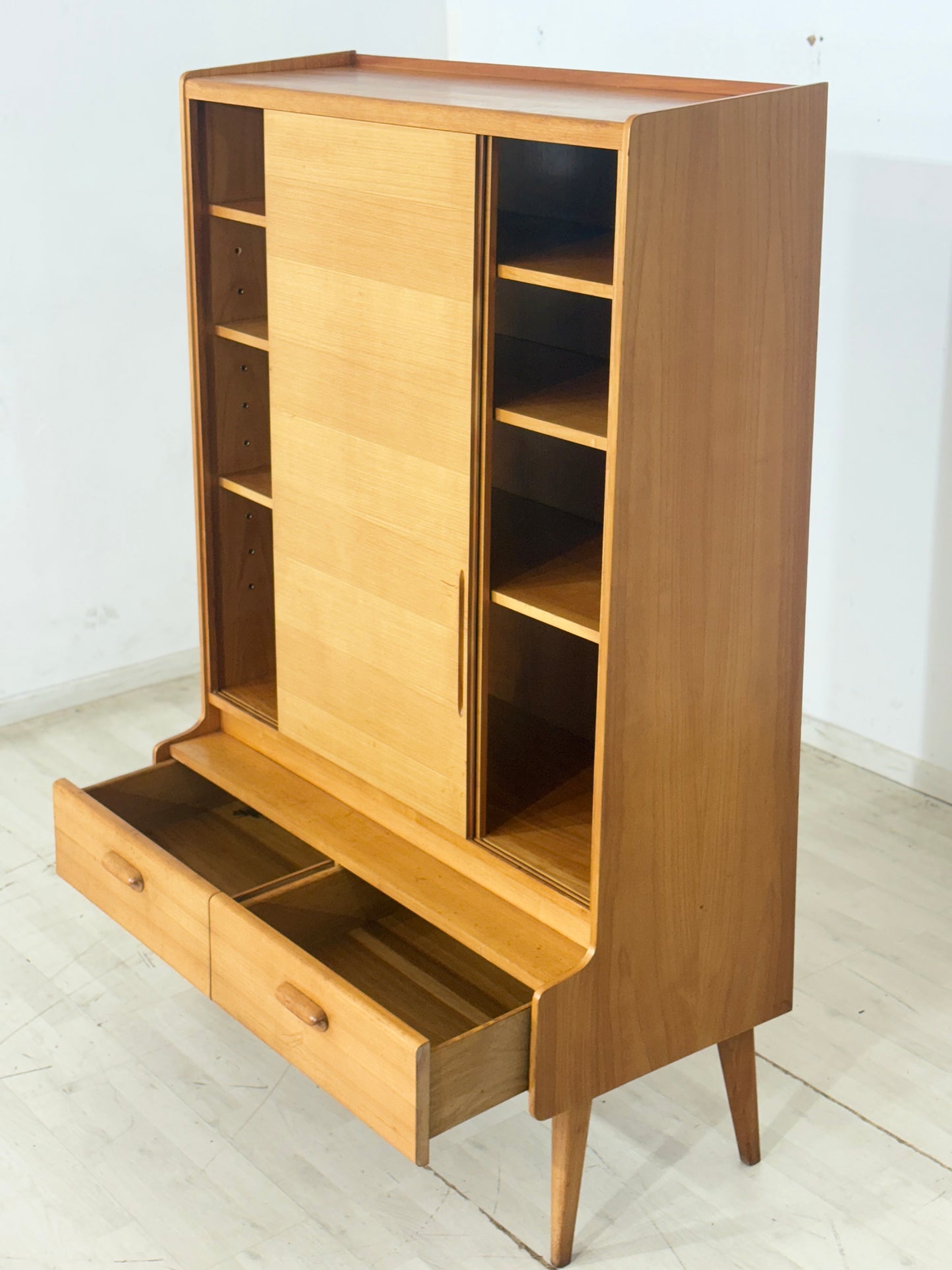 Vintage Schrank | Highboard | Mid-Century Fächerschrank | Wohnzimmerschrank