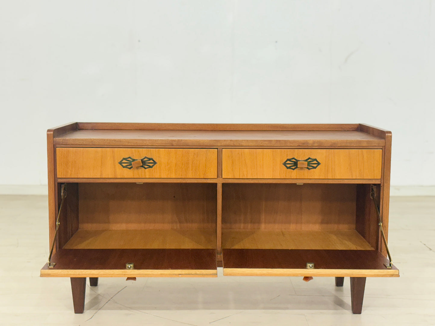 Vintage Lowboard Kommode Wohnzimmerschrank Flurschrank Schrank