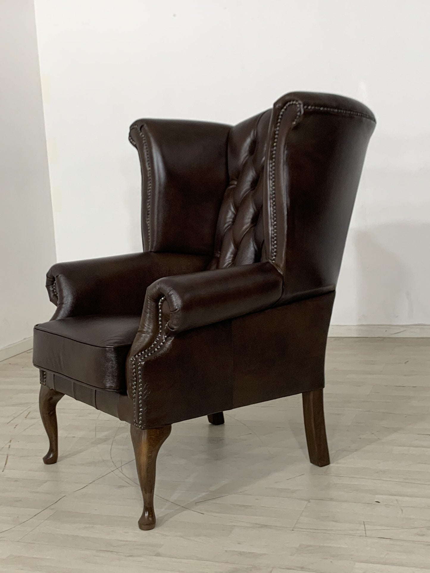 CHESTERFIELD CHAIR ARMCHAIR MEN'S CHAIR OFFICE CHAIR LIVING ROOM CHAIR GENUINE LEATHER