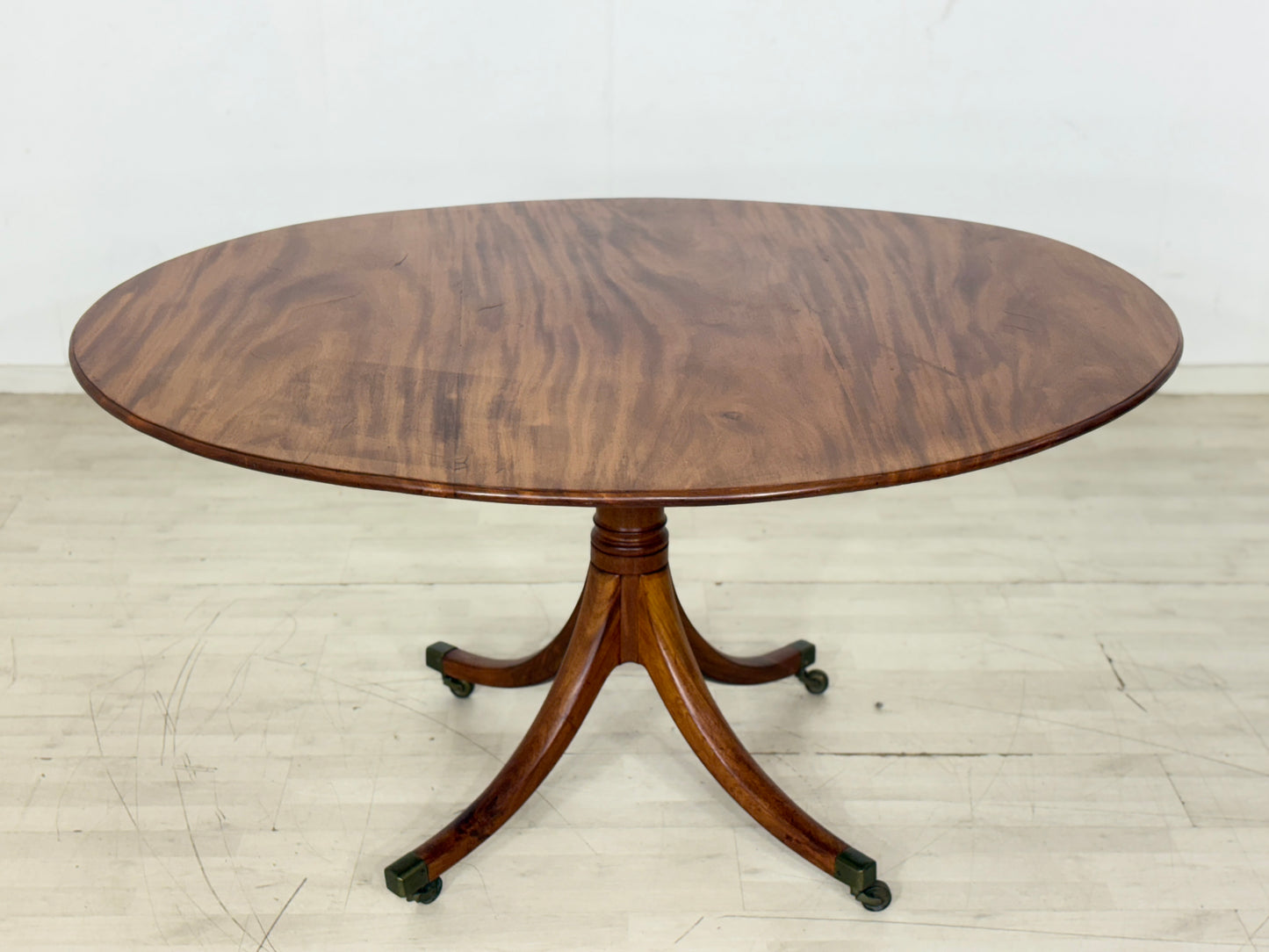 Sehr schöner Mahagoni Esstisch | Vintage Küchentisch | Holz Tisch | Kolonialstil mit Messing Füße