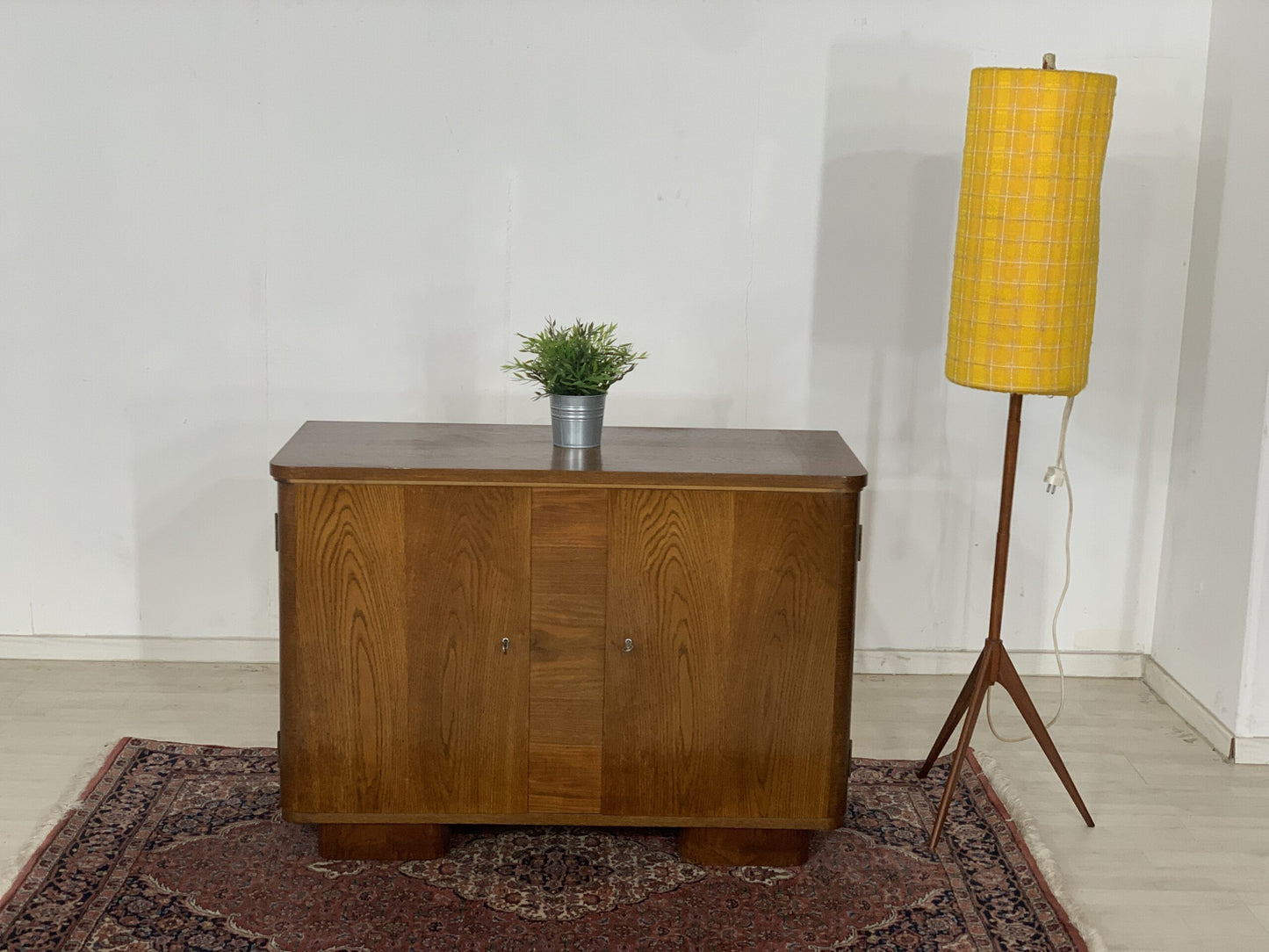 MID CENTURY CHEST OF DRAWERS SIDEBOARD CABINET HALLWAY CABINET VINTAGE