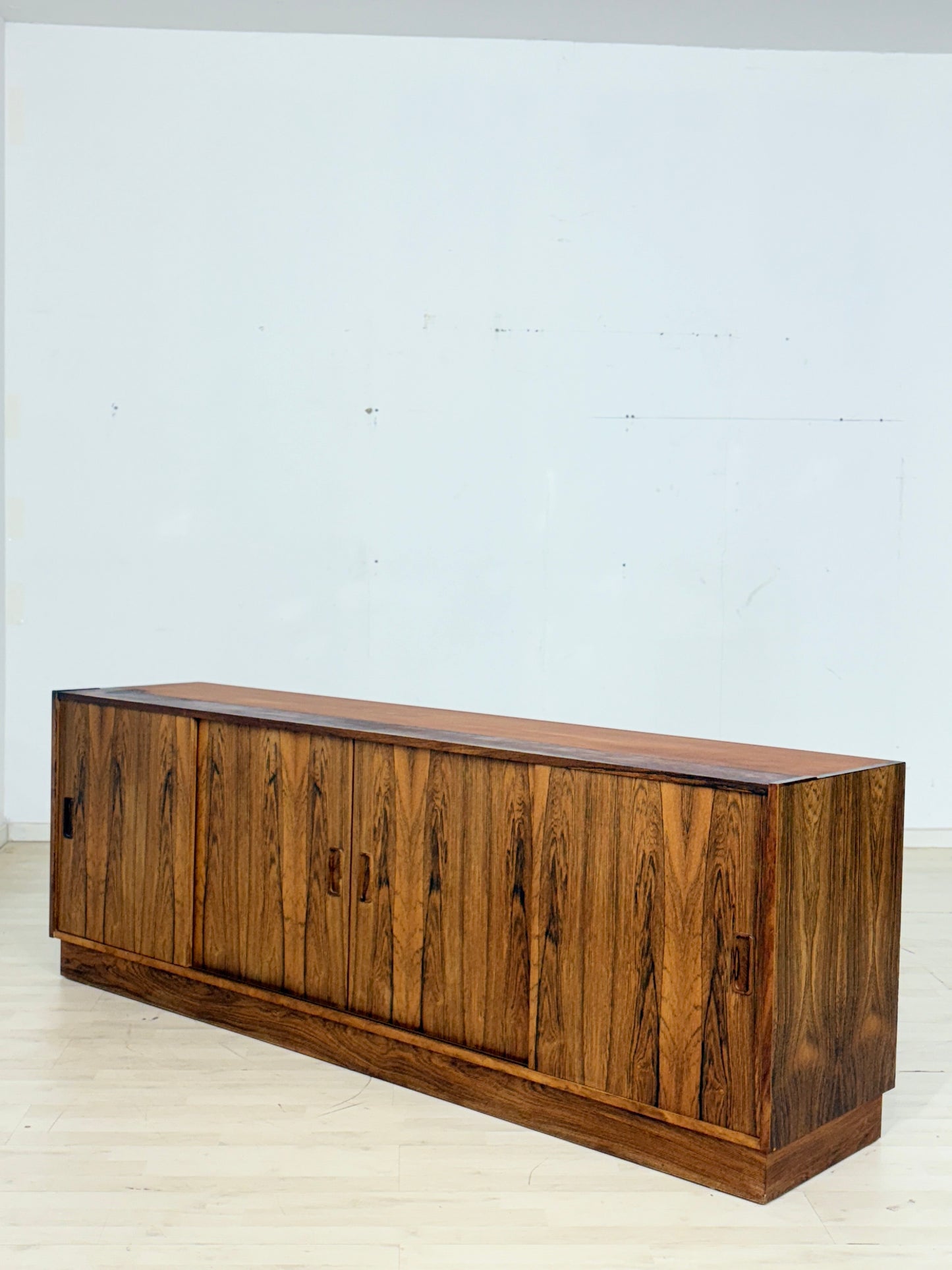 Wunderschönes P. Vestergaard Sideboard Palisander Anrichte Dänisch Wohnzimmerschrank