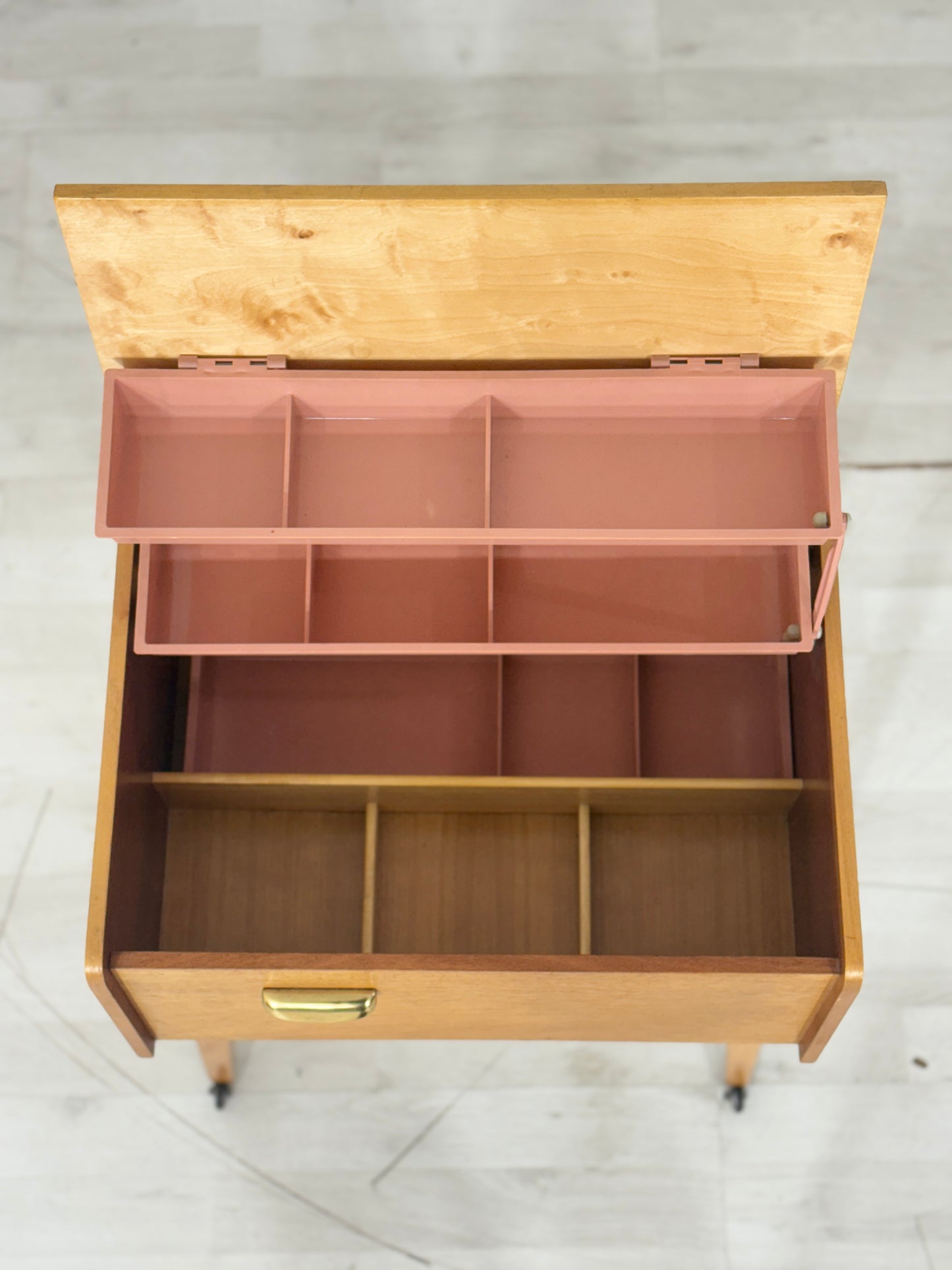 Mid Century Nähtisch Nähschrank Beistelltisch Kommode Vintage