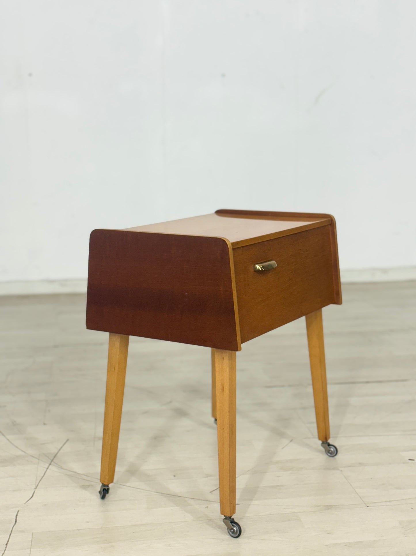 Mid Century Nähtisch Nähschrank Beistelltisch Kommode Vintage