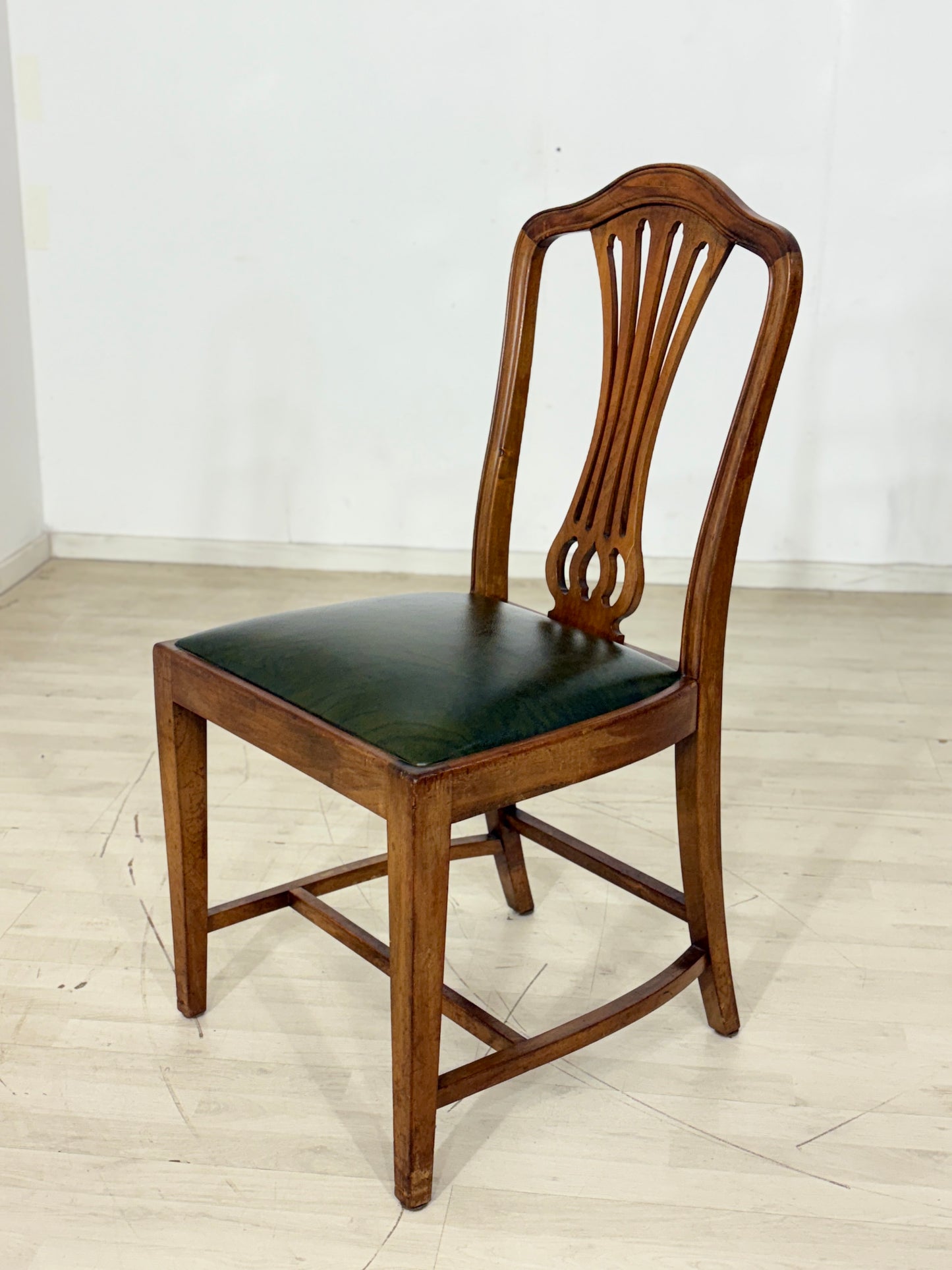 4x Schöne Jugendstil Stühle Esszimmerstühle Küchenstühle Stuhl um 1920
