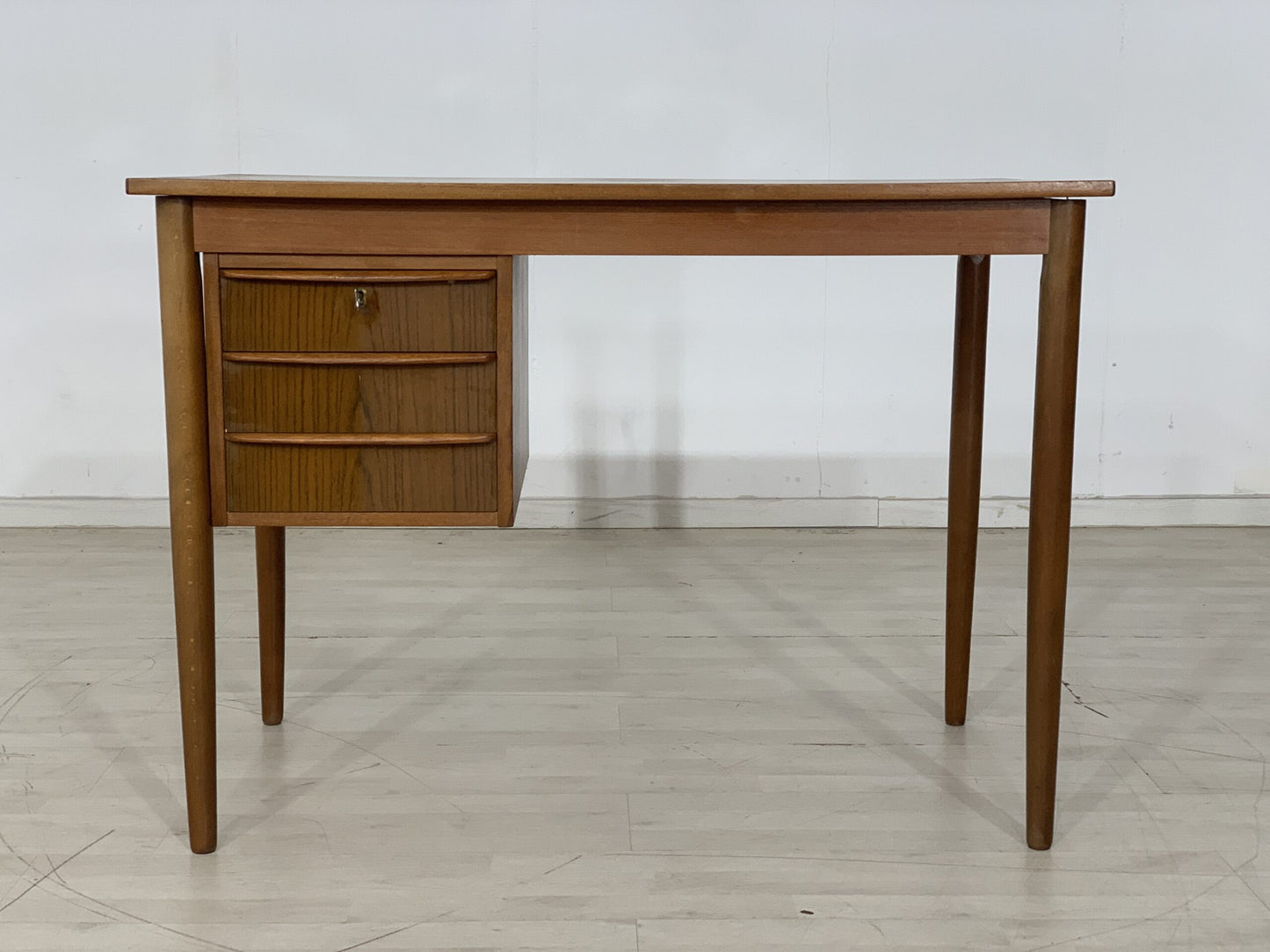 60ER JAHRE TEAK SCHREIBTISCH TISCH SCHREIBTISCHE VINTAGE DESK