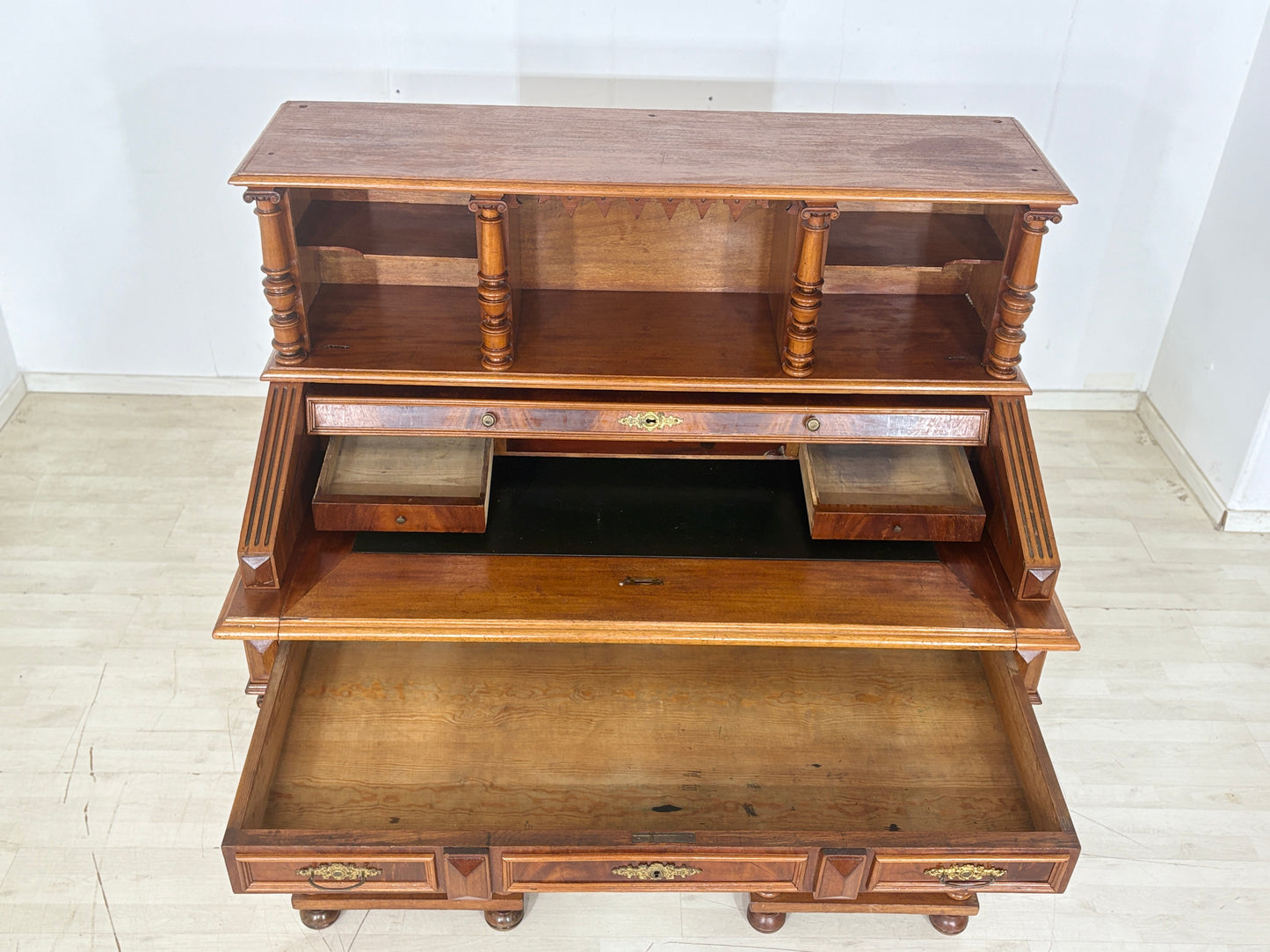 Gründerzeit Schreibtisch Tisch Bürotisch Sekretär Antik um 1880