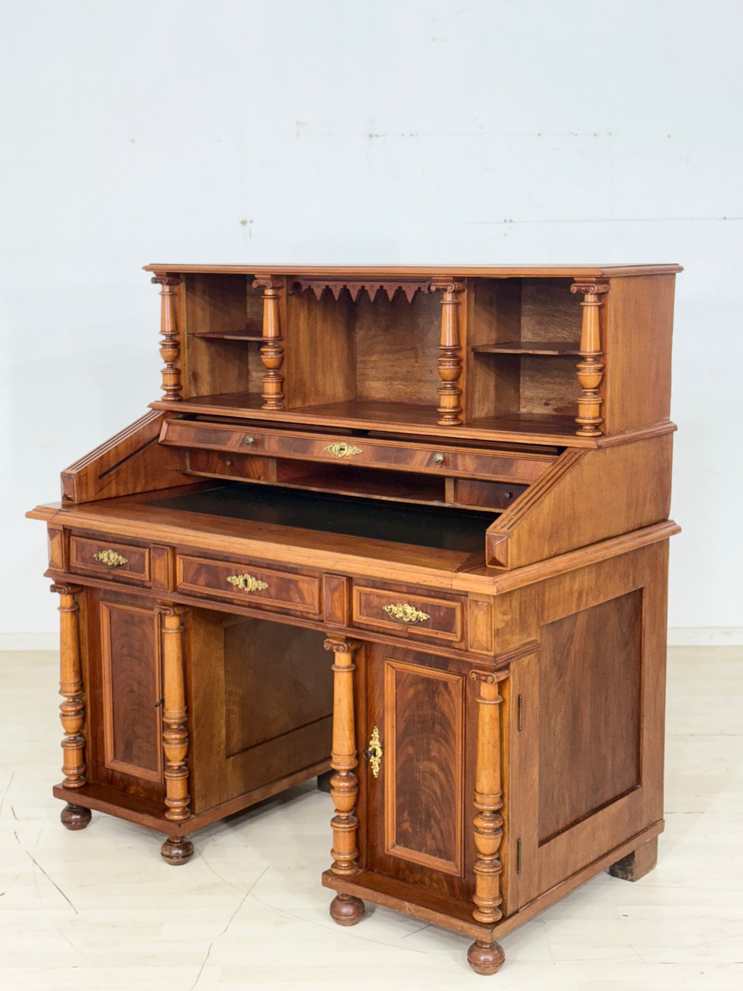 Gründerzeit Schreibtisch Tisch Bürotisch Sekretär Antik um 1880