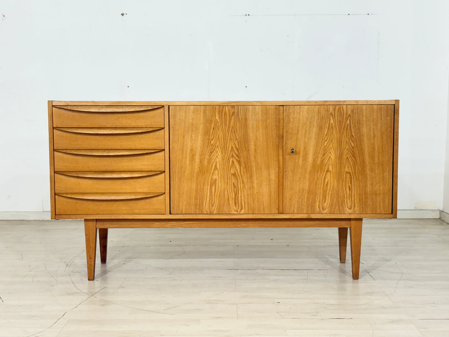 Hellerau Serie 602 Sideboard von Franz Ehrlich – Wohnzimmerschrank - Kommode - Anrichte