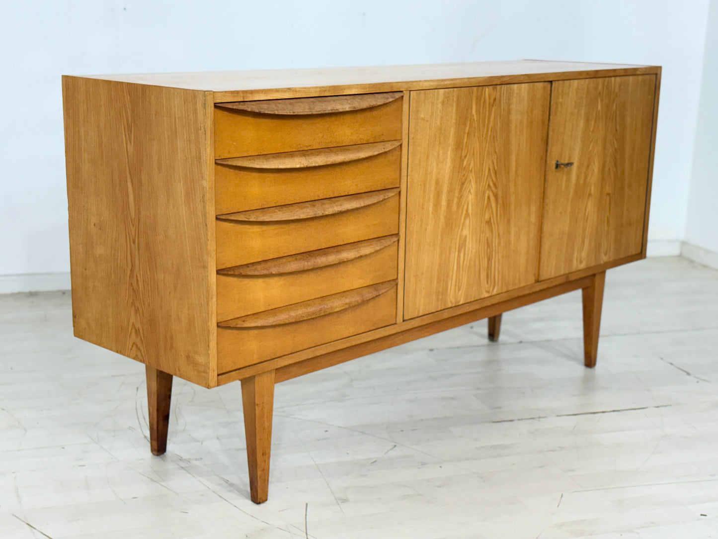 Hellerau Serie 602 Sideboard von Franz Ehrlich – Wohnzimmerschrank - Kommode - Anrichte