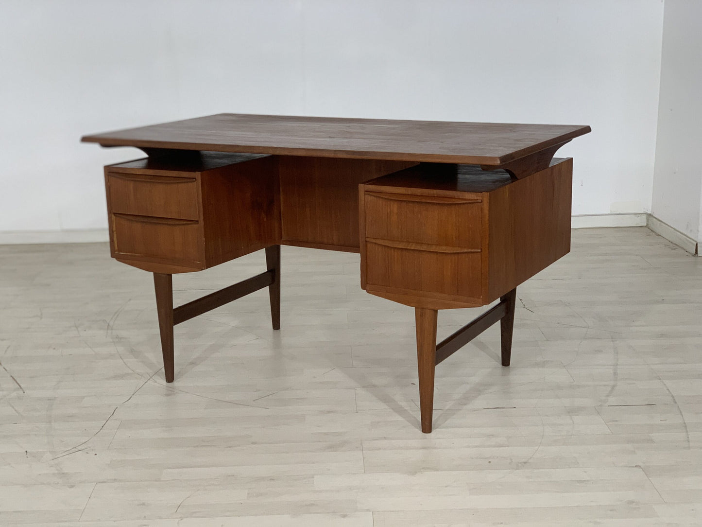 RETRO TEAK DESK OFFICE DESK TABLE VINTAGE DESK