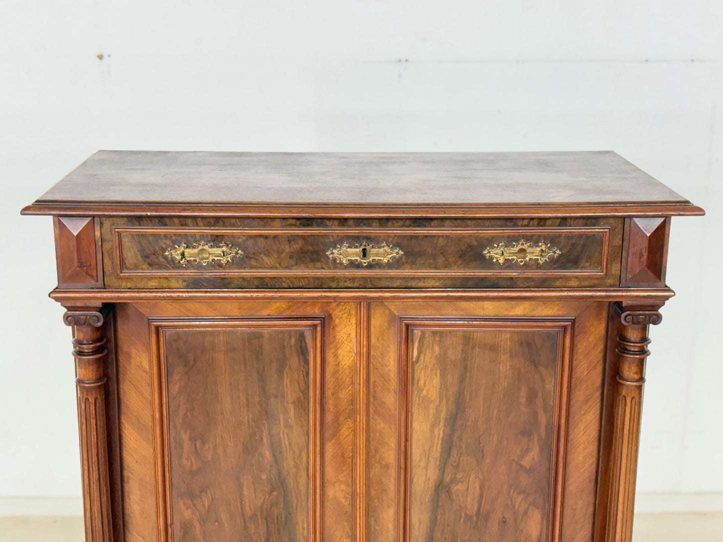 Antikes Gründerzeit Vertiko / Kommode / Schrank – um 1900
