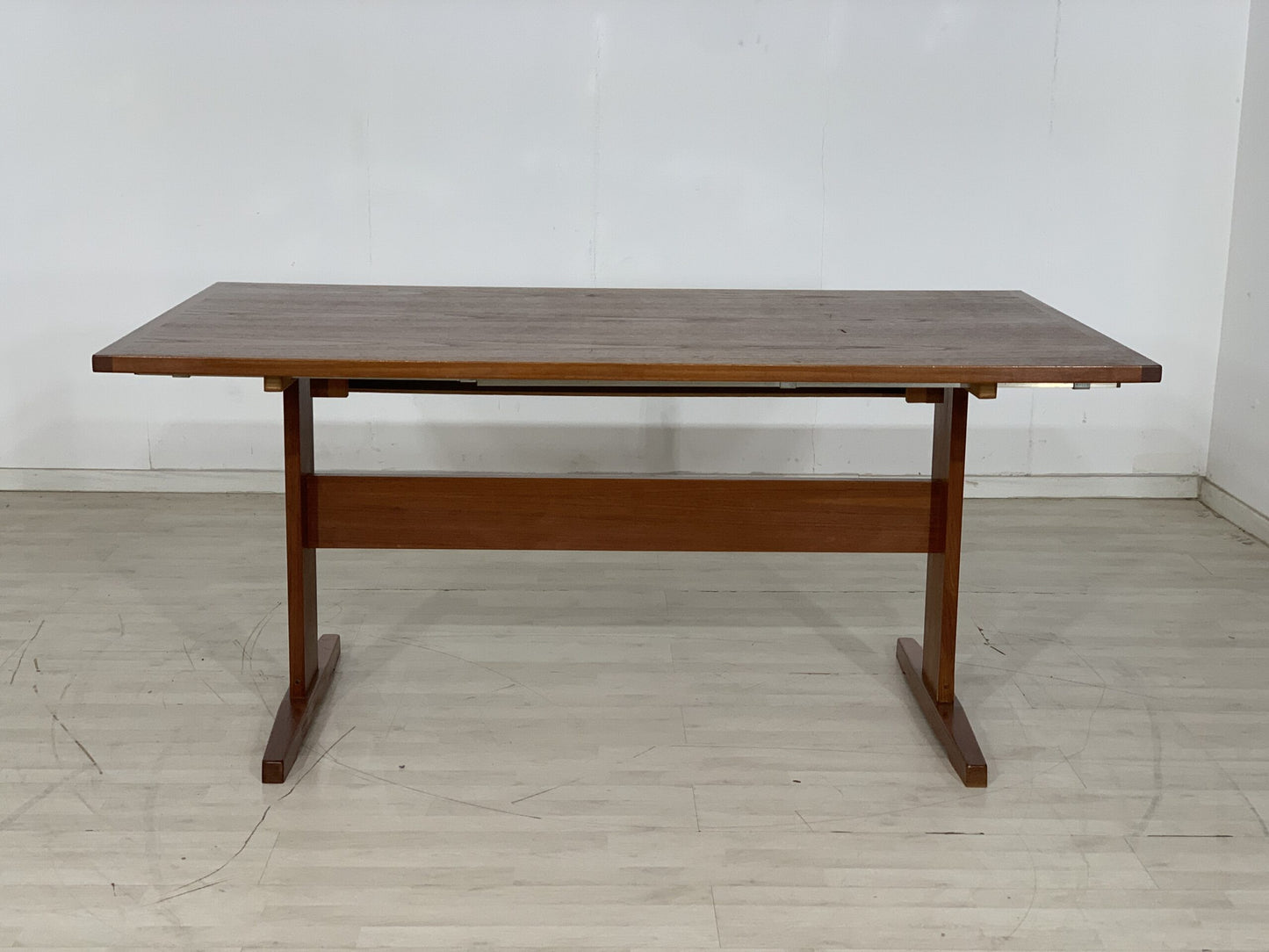 MID CENTURY DANISH TEAK ESSTISCH ESSZIMMERTISCH TISCH KÜCHENTISCH VINTAGE