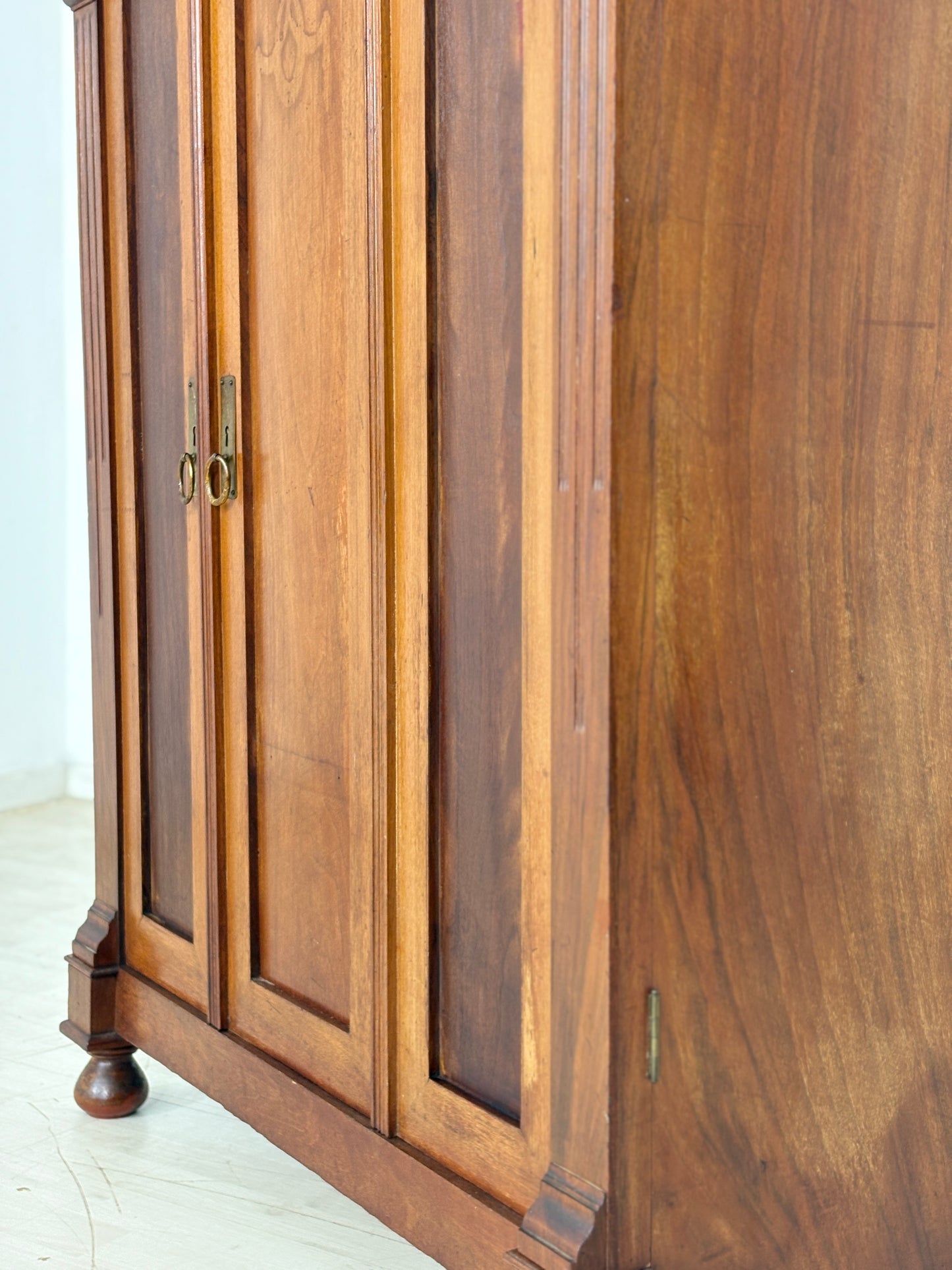 Schöner Antiker Gründerzeit Vertiko / Kommode / Schrank – um 1900