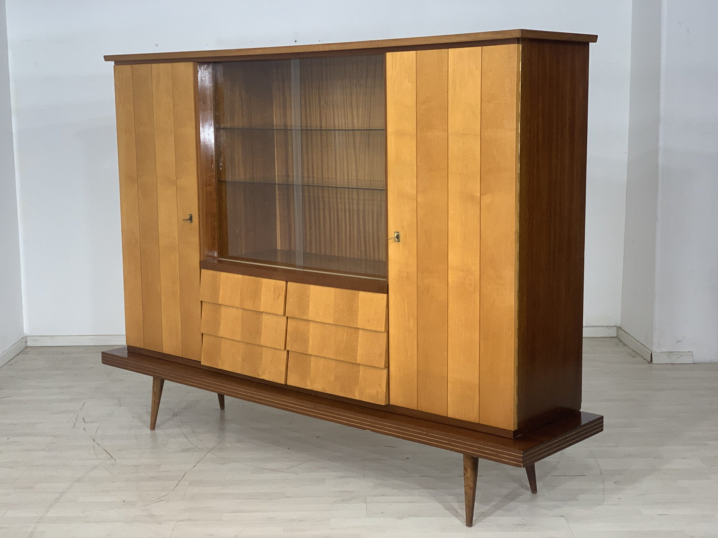 60ER JAHRE ANRICHTE GESCHIRRSCHRANK SCHRANK WOHNZIMMERSCHRANK VINTAGE HIGHBOARD