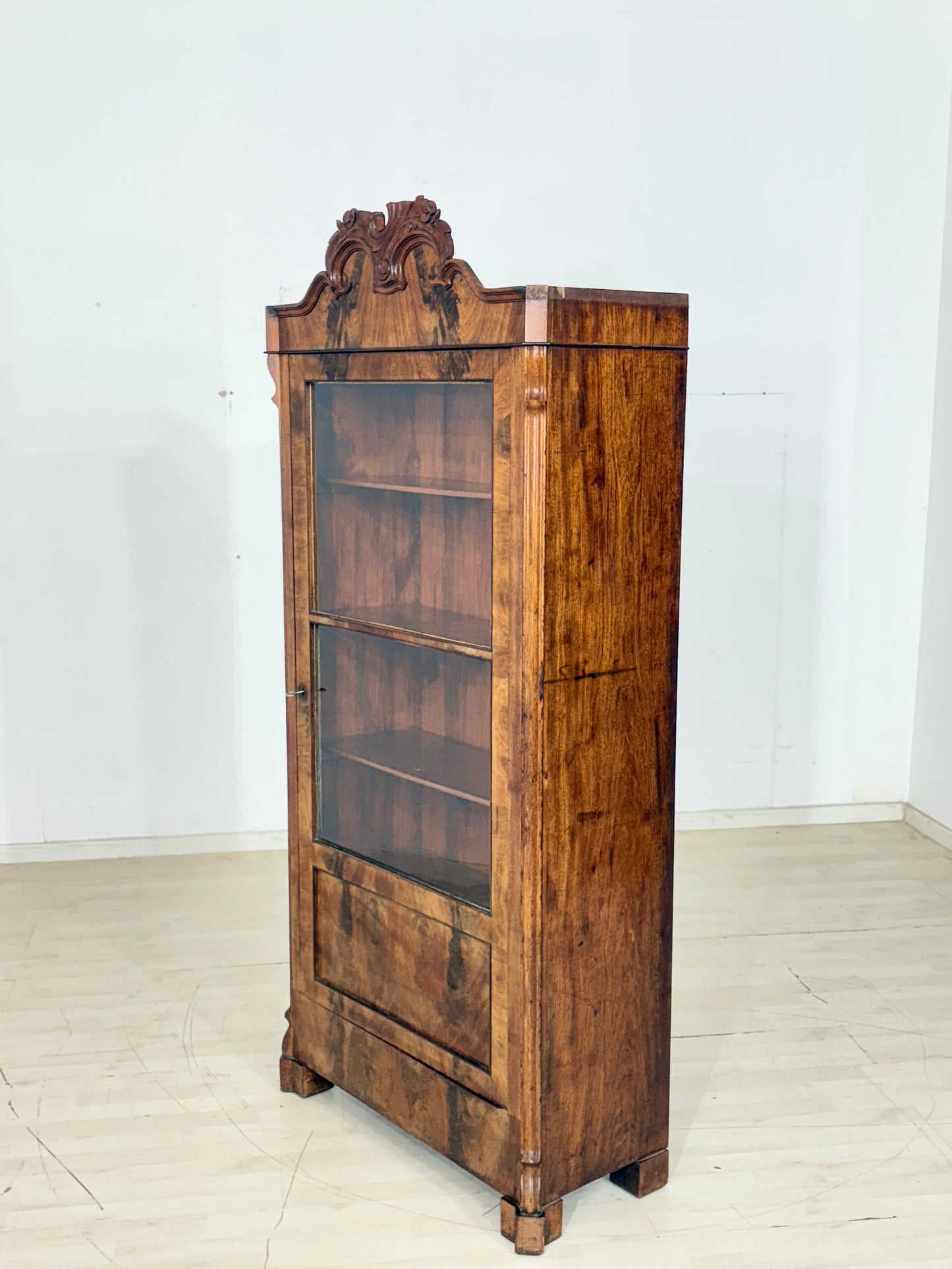 Schöne Louis Philippe Vitrine Schrank Geschirrschrank Vitrinenschrank Wohnzimmerschrank um 1880