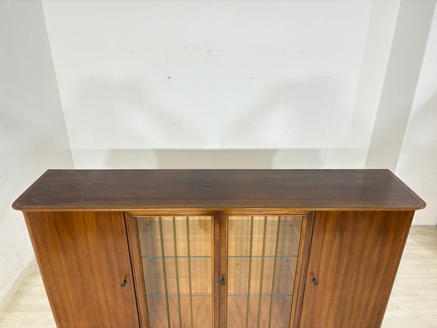 Mid Century Highboard Vitrine Geschirrschrank Schrank Wohnzimmerschrank