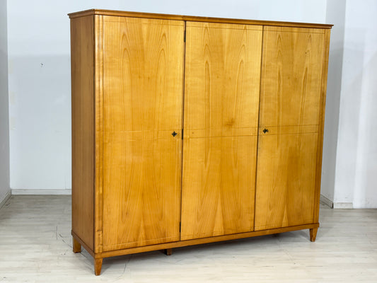 Vintage Kleiderschrank großer Holz Schrank Wäscheschrank