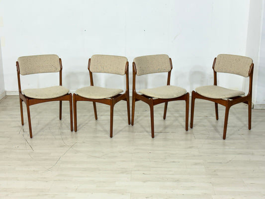 4er Set Danish Design Mid-Century Stuhl / Teak Esszimmerstuhl / 60er Jahre Küchenstuhl / Danish Teak Wohnzimmerstuhl / Designer: Erik Buch / Hersteller: O.D. Møbler A/S