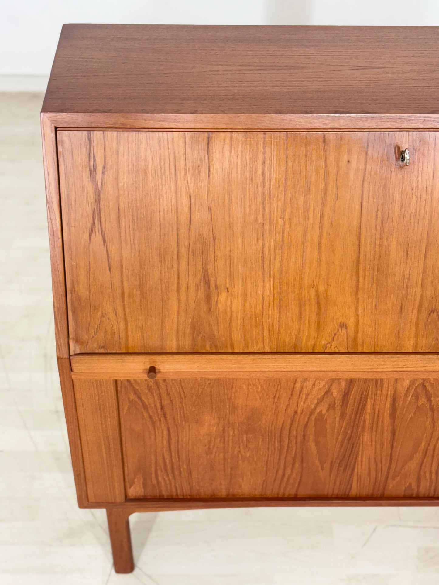 Danish Design Mid-Century Sekretärtisch / Teak Schreibsekretär / 60er Jahre Schreibtisch / Danish Teak Sekretär / Designer: Bernhard Pedersen & Søn / Hersteller: Eskilstrup-Falster Møbelfabrik