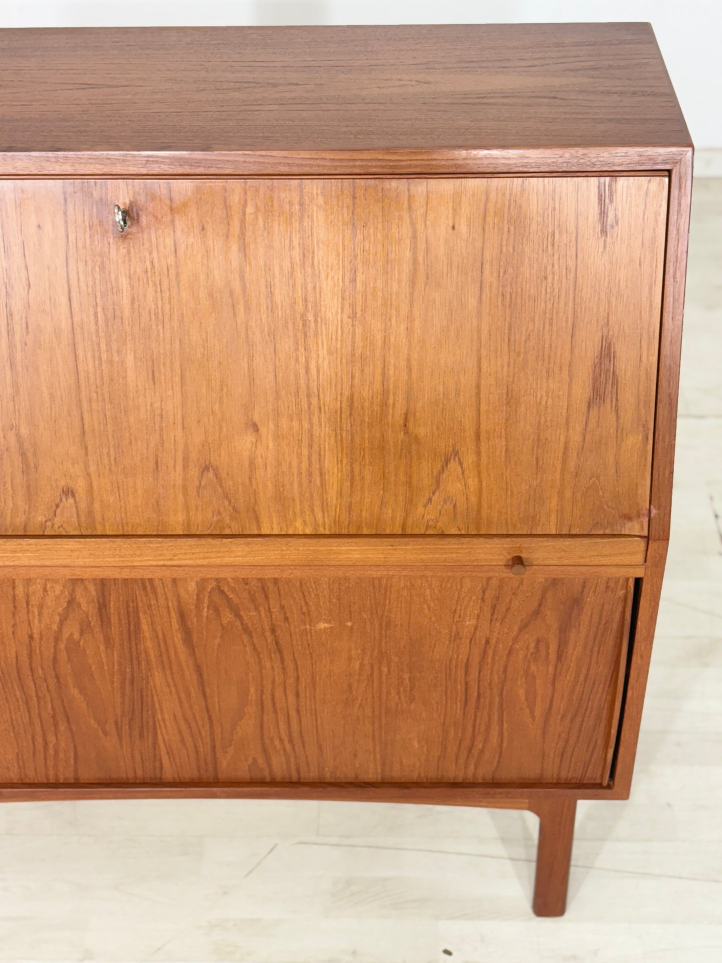 Danish Design Mid-Century Sekretärtisch / Teak Schreibsekretär / 60er Jahre Schreibtisch / Danish Teak Sekretär / Designer: Bernhard Pedersen & Søn / Hersteller: Eskilstrup-Falster Møbelfabrik