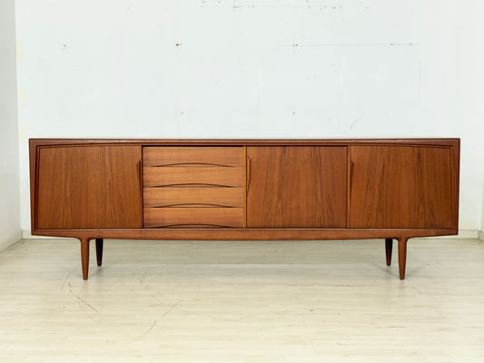 Danish Design Mid-Century Sideboard / Teak Sideboard / 60er Jahre Sideboard / Danish Teak Sekretär / Designer: Gunni Omann / Hersteller: Axel Christiansen Odder Møbel (ACO)
