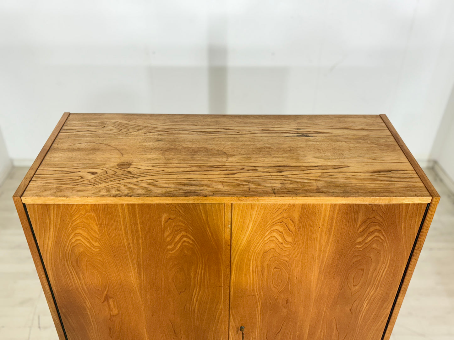 Vintage Hellerau Wäscheschrank Highboard Fächerschrank Schrank Mid-Century