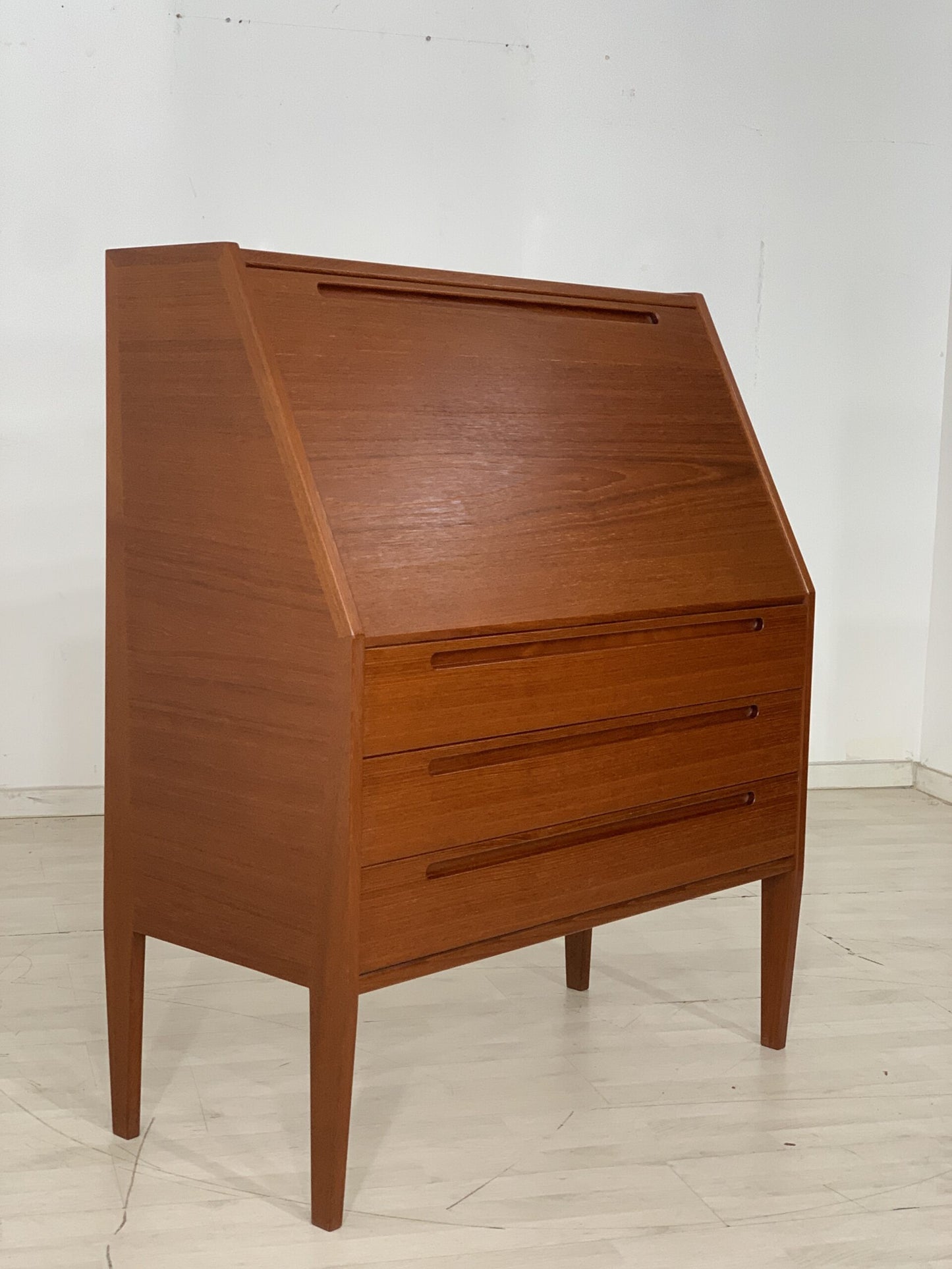 BUREAU DE SECRÉTAIRE DANOIS EN TECK, COMMODE DE BUREAU KAI KRISTIANSEN