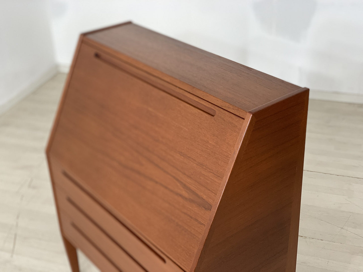 BUREAU DE SECRÉTAIRE DANOIS EN TECK, COMMODE DE BUREAU KAI KRISTIANSEN