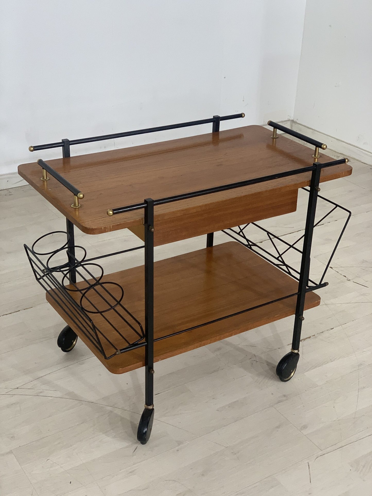 VINTAGE SERVING TROLLEY