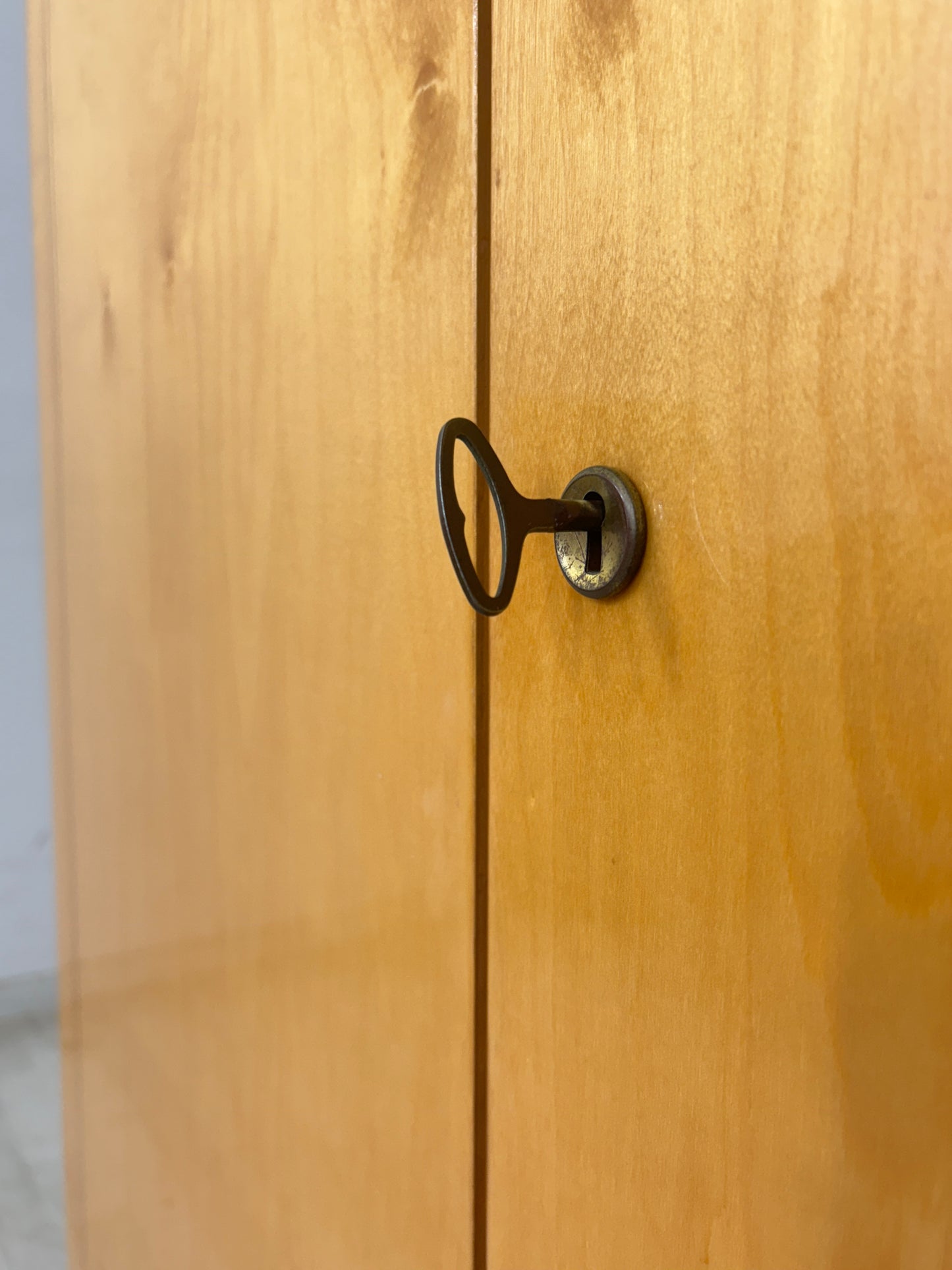 Sehr schöner Vintage Wäscheschrank / Schrank / Waschkommode / Mid-Century Highboard