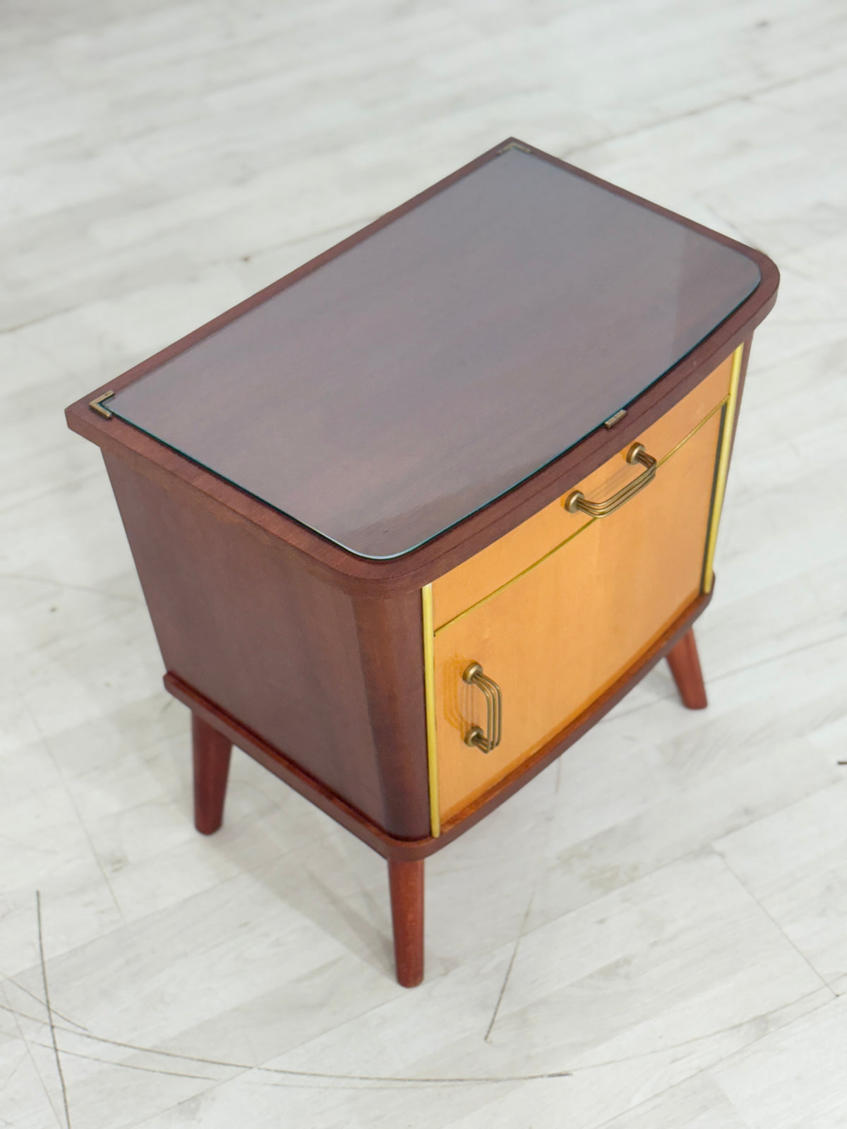 2er Set Vintage Nachttische / Nachtschränke – 60er Jahre