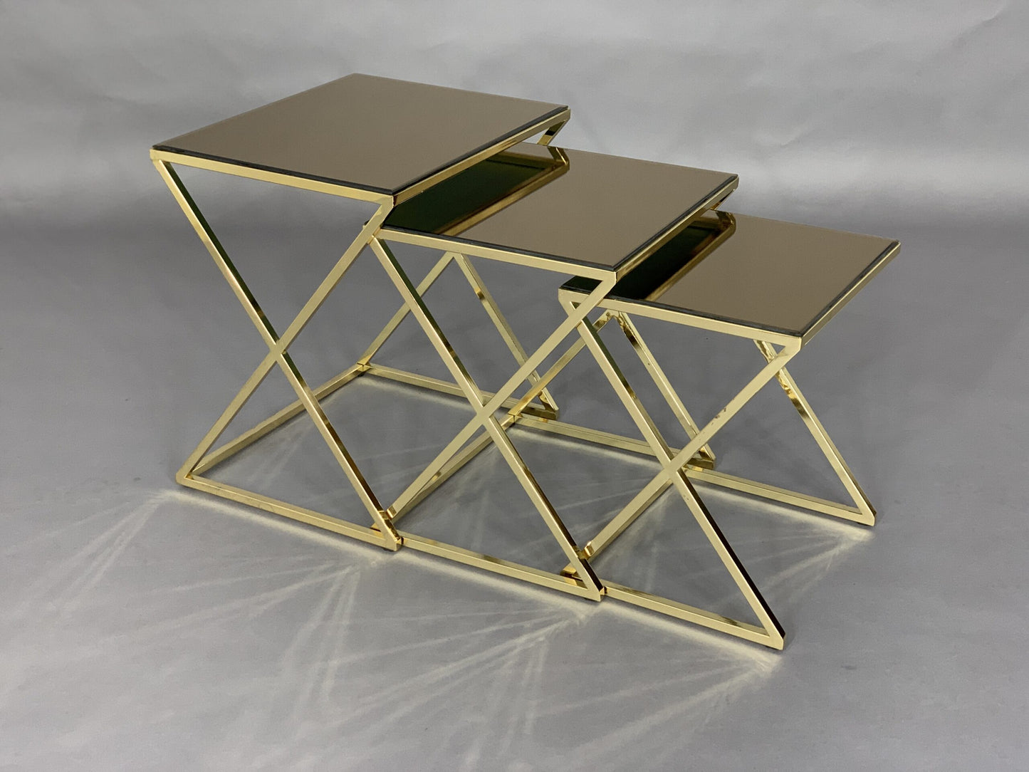 MODERN COFFEE TABLE