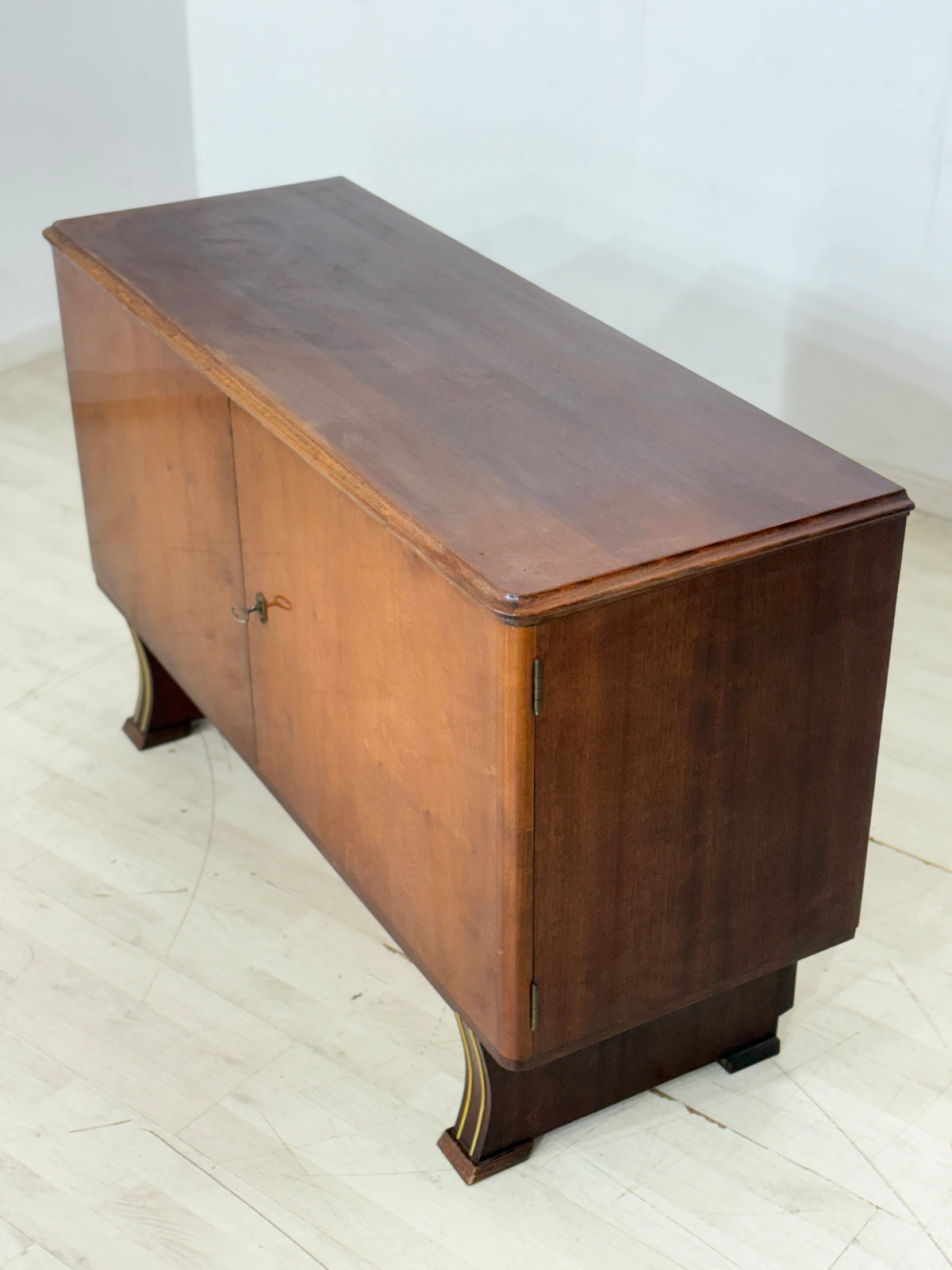 Mid Century Kommode / Sideboard / Wohnzimmerschrank