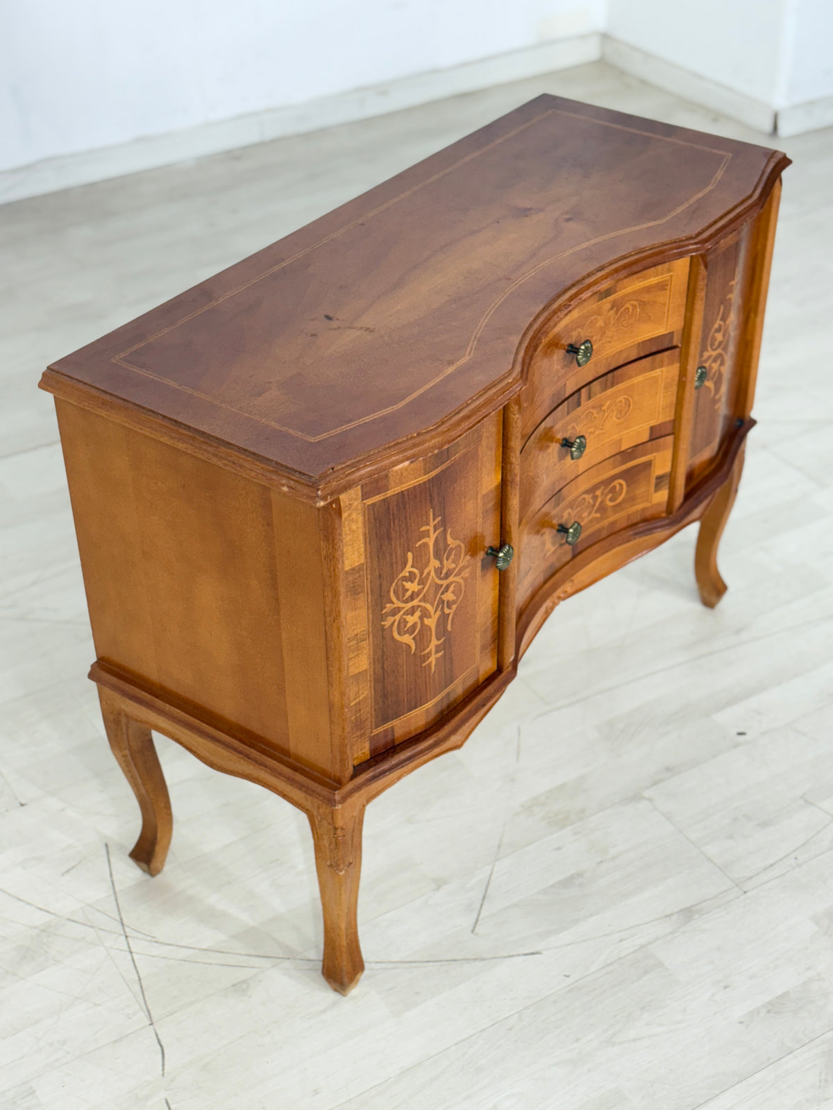 Barockstil Kommode / Sideboard / Wohnzimmerschrank